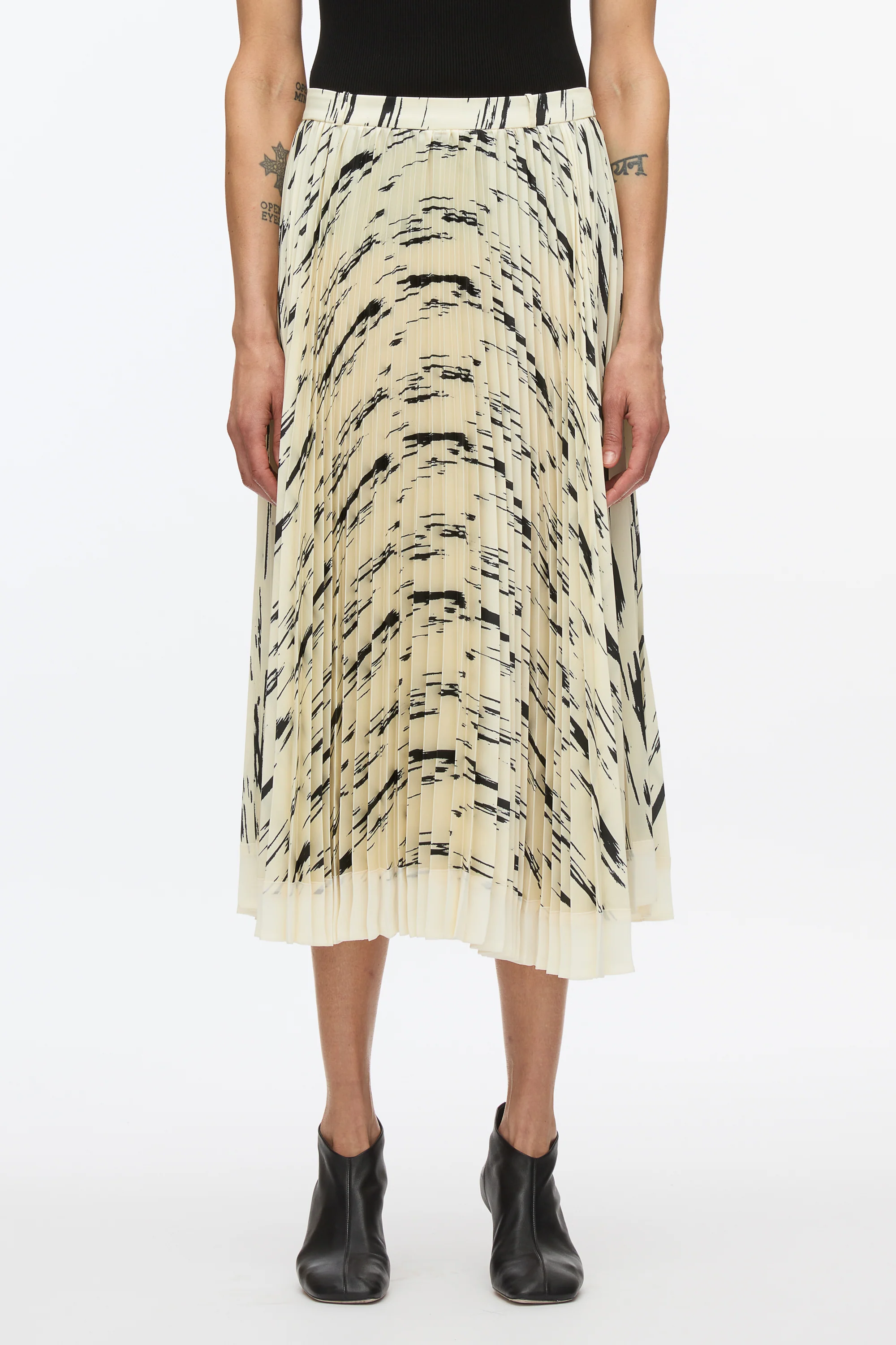 Abstract Wood Grain Pleated Skirt - Image 3