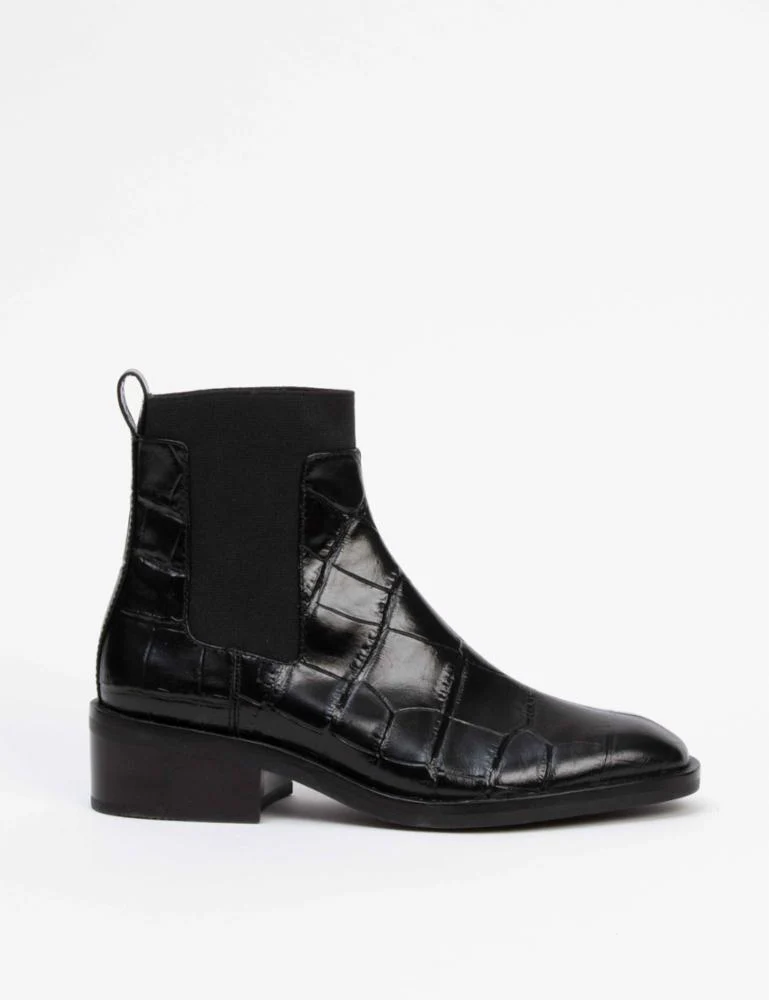 Alexa Chelsea Boot