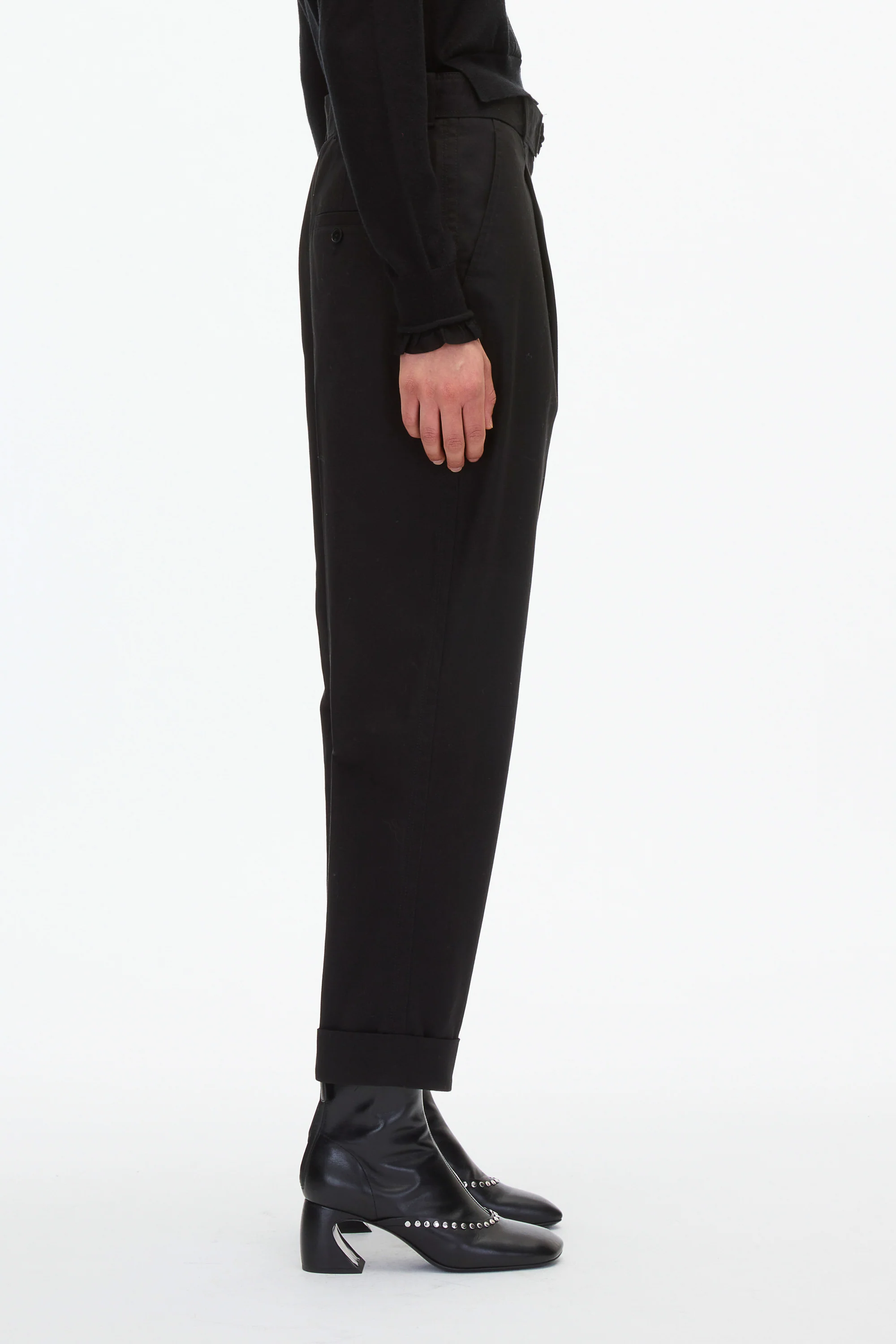 Pleated Carrot Pant - Image 4
