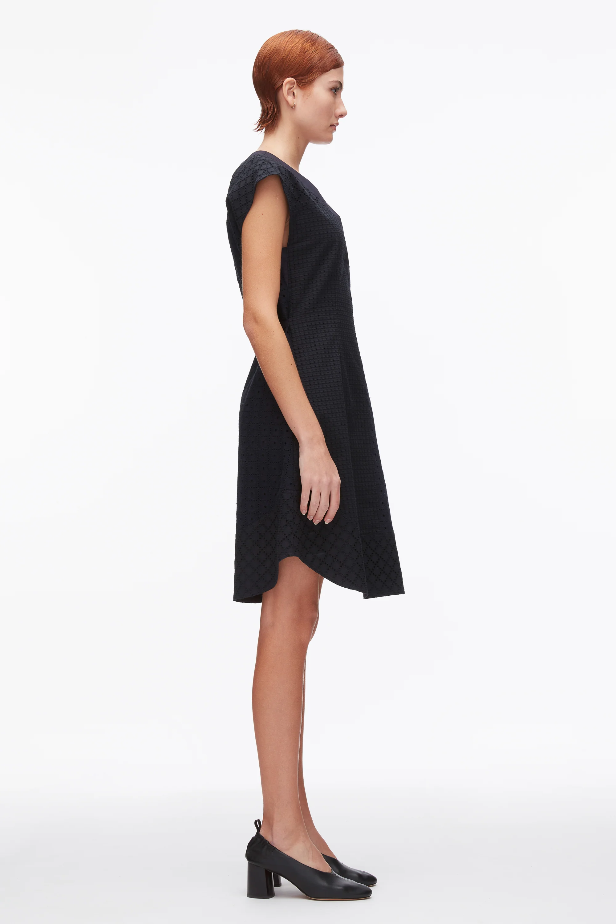 Broderie Anglaise Patchwork Sleeveless Dress - Image 3