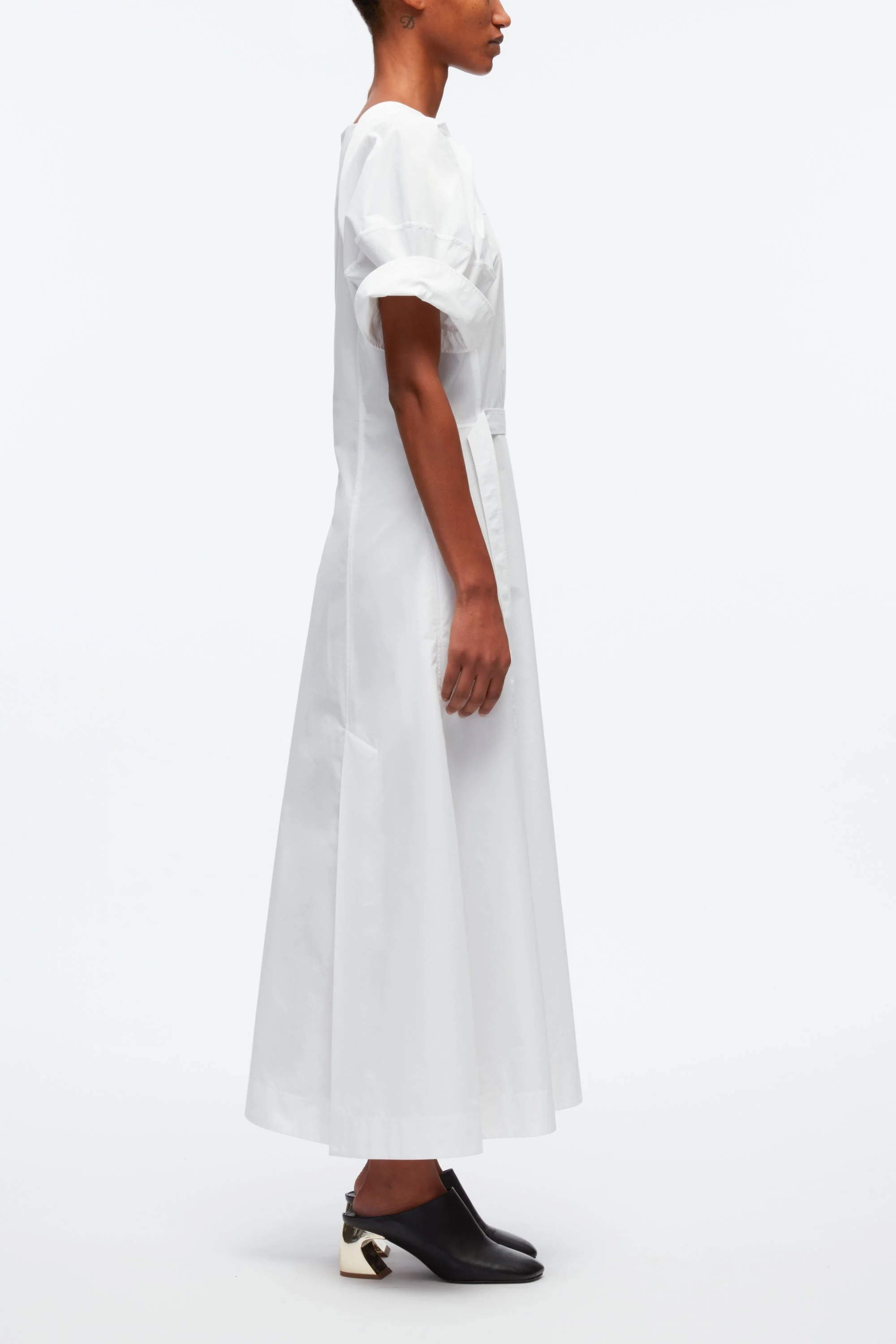 Collapsed Bloom Short Sleeve Belted Dress - Image 11