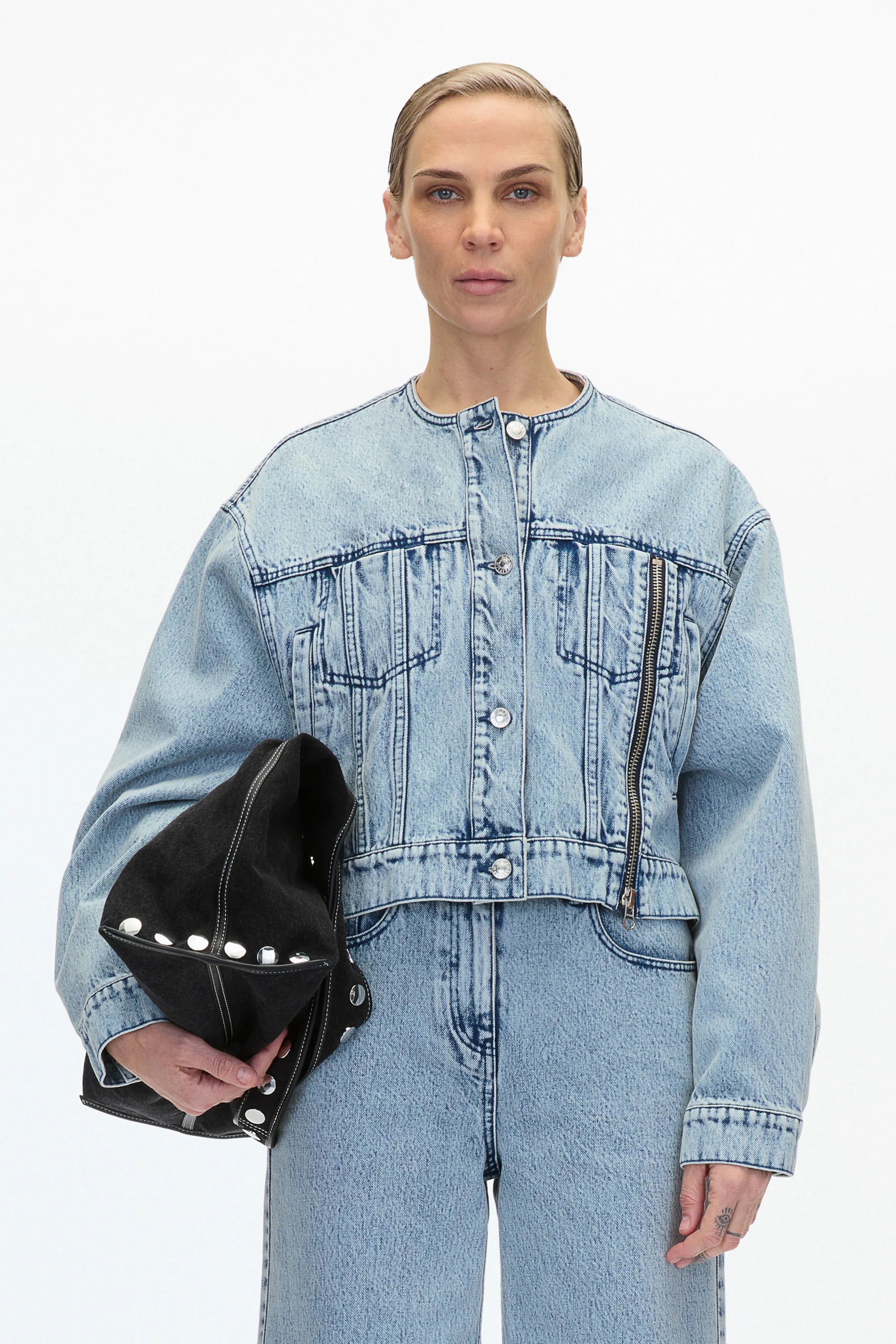 Crewneck Cropped Denim Jacket - Image 3