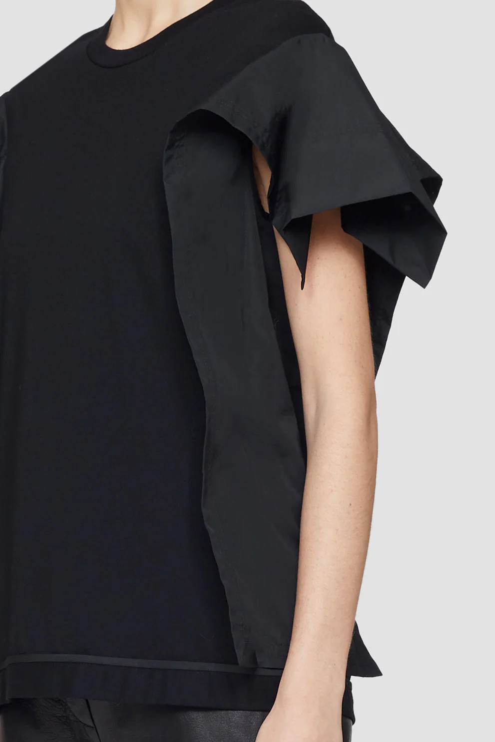 Combo Tshirt W Ruffle Sleeveless - Image 2
