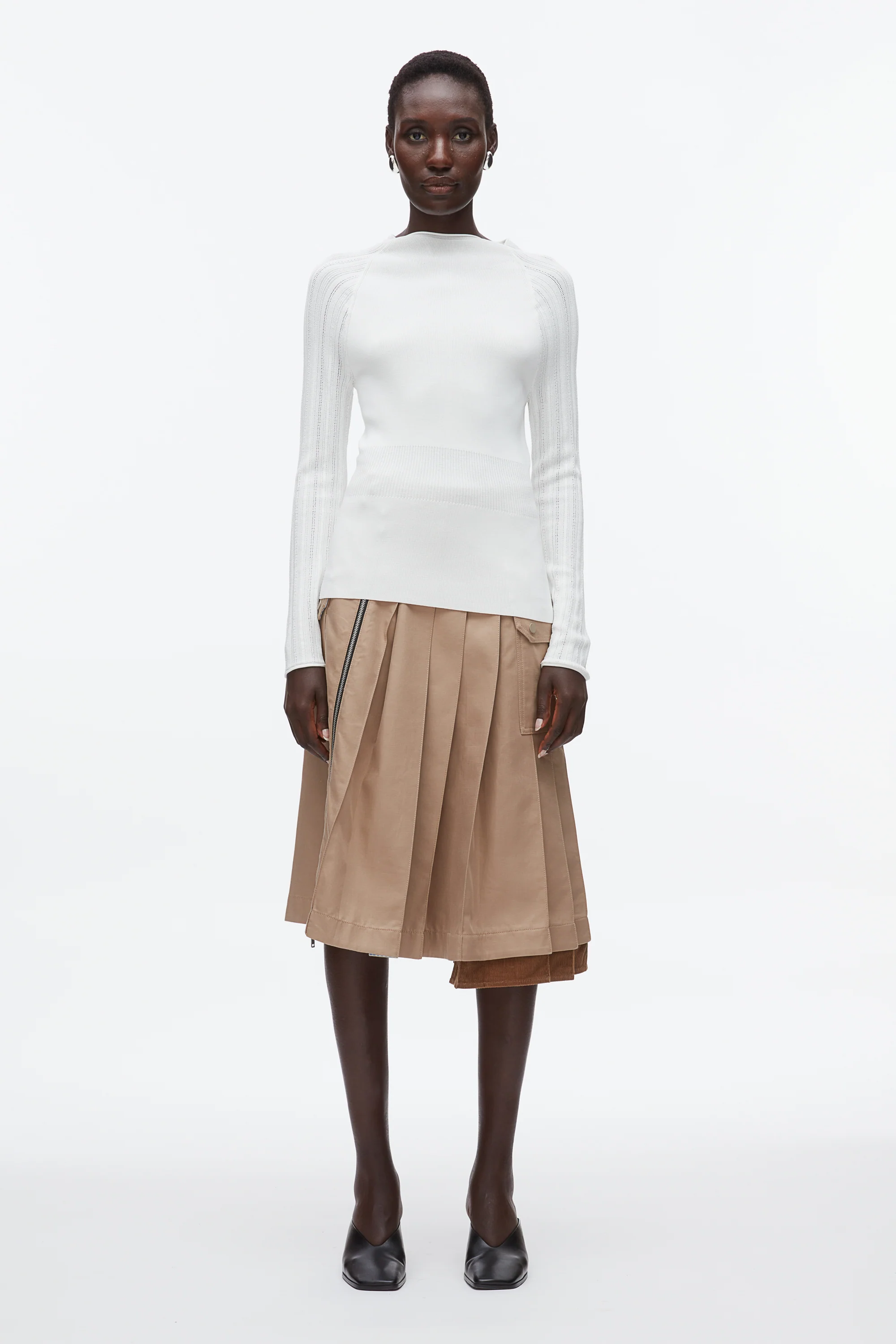 Compact Rib Mockneck Top - Image 9