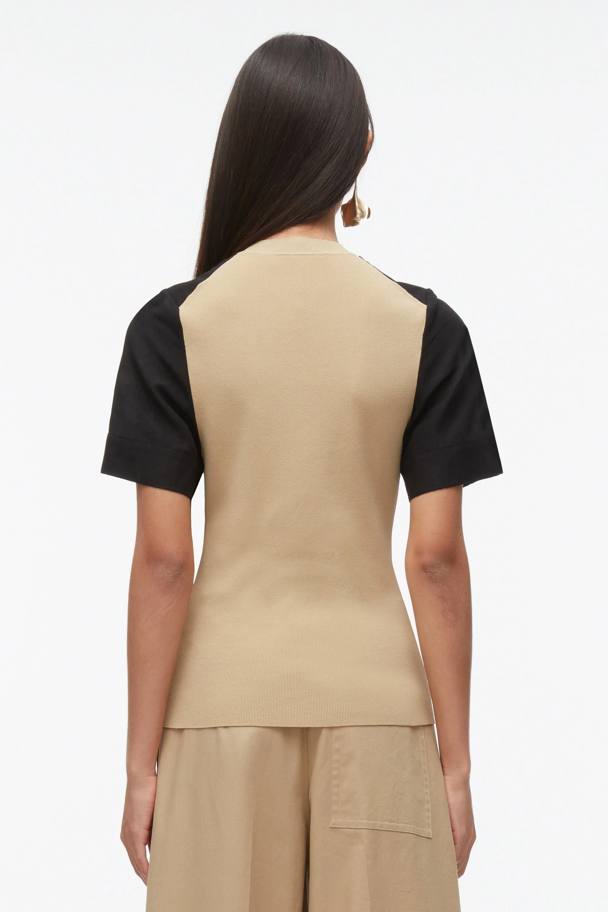 Compact Rib Top with Contrast Sleeves - Image 9