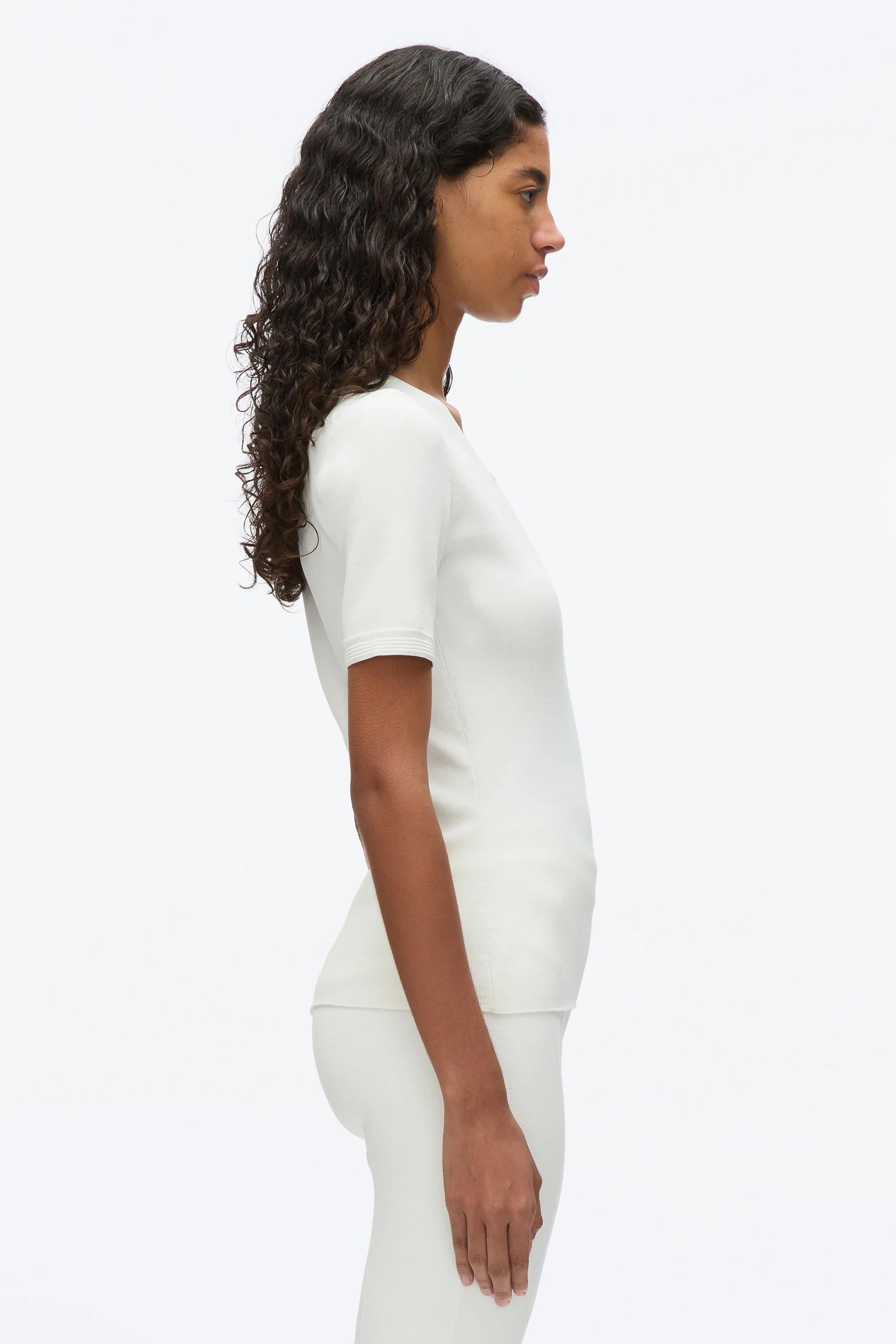 Compact Rib V-Neck Tee - Image 9