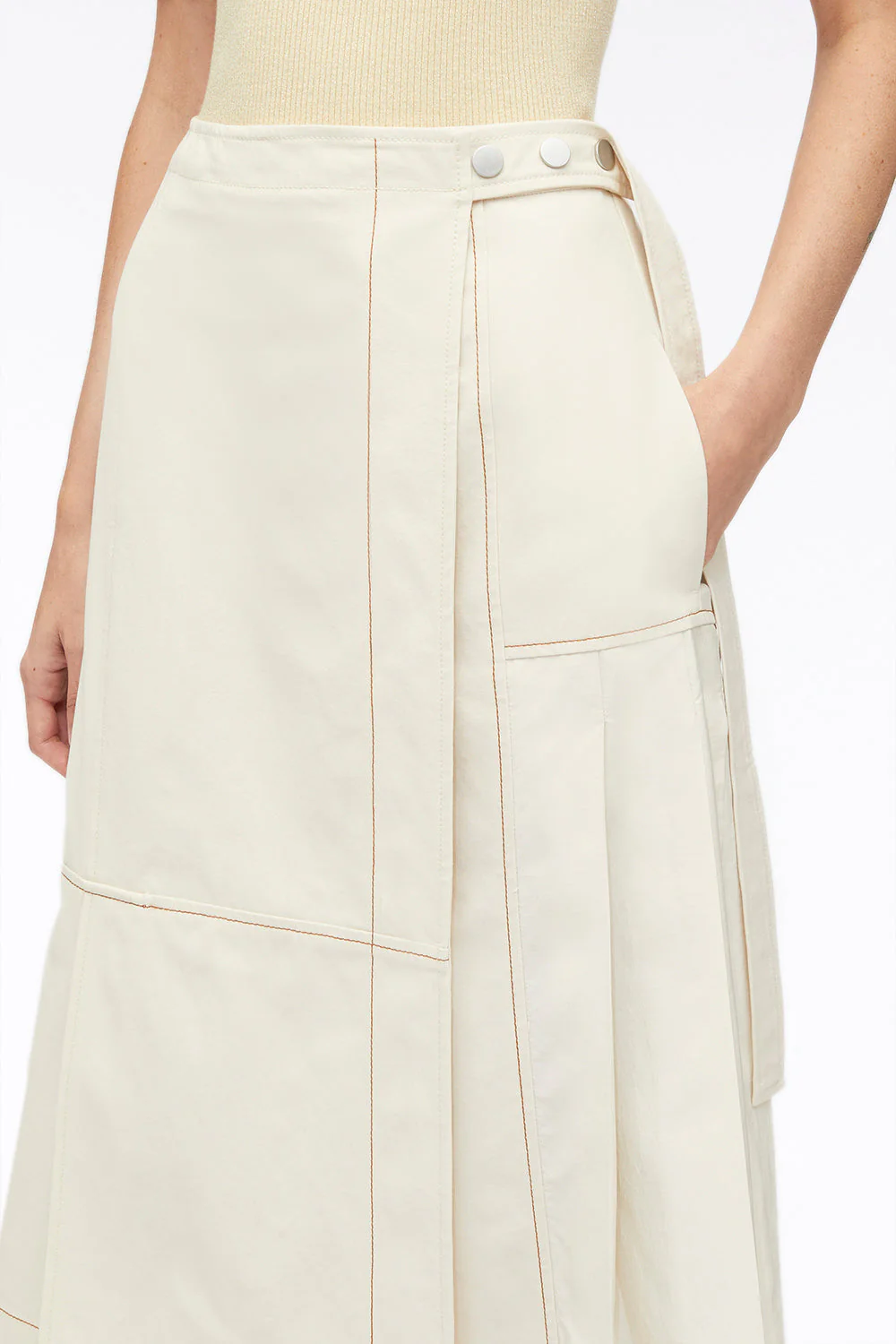 Pleat-Detail Midi Skirt - Image 9