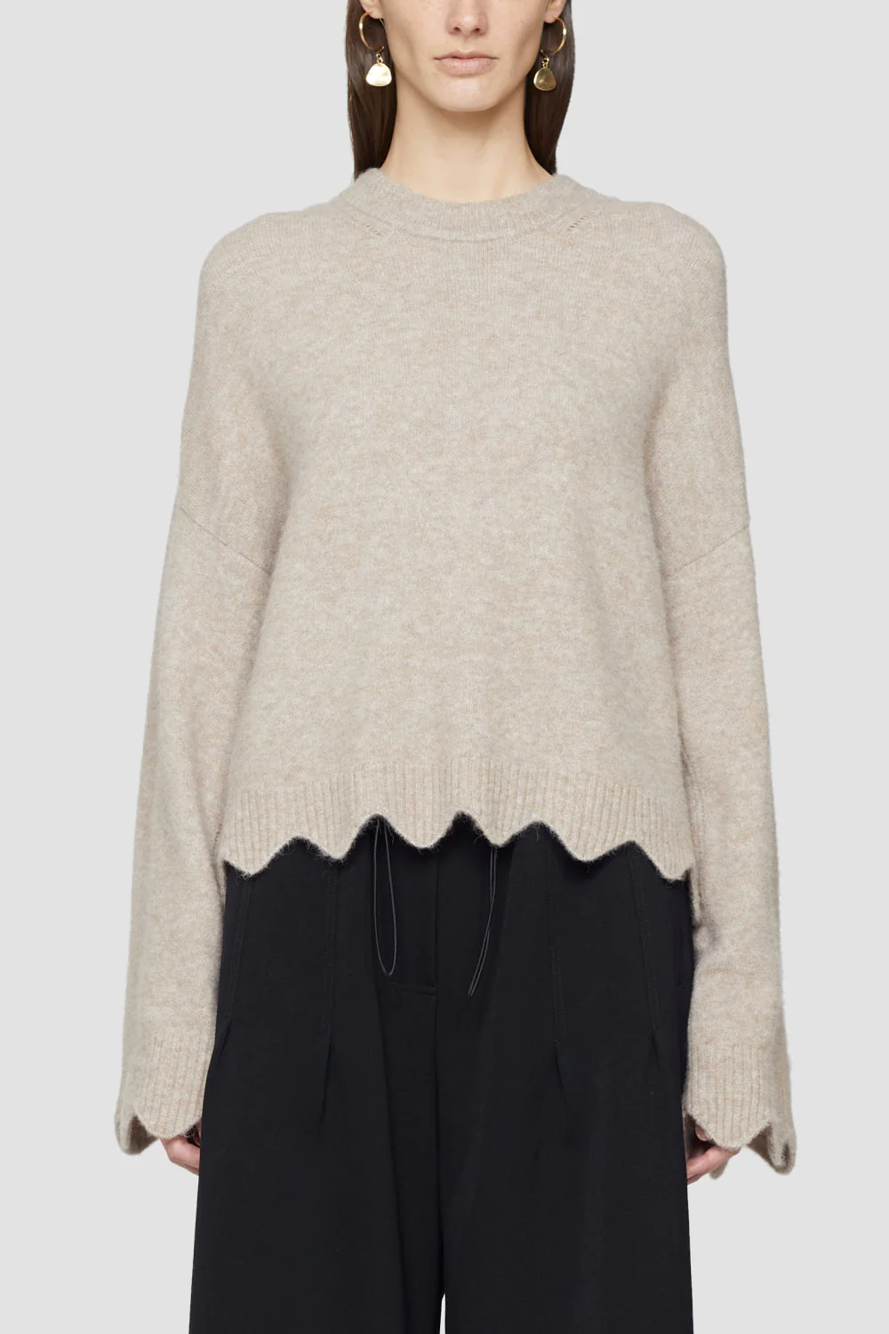 Crew Neck Sweater With Scallop - Image 17