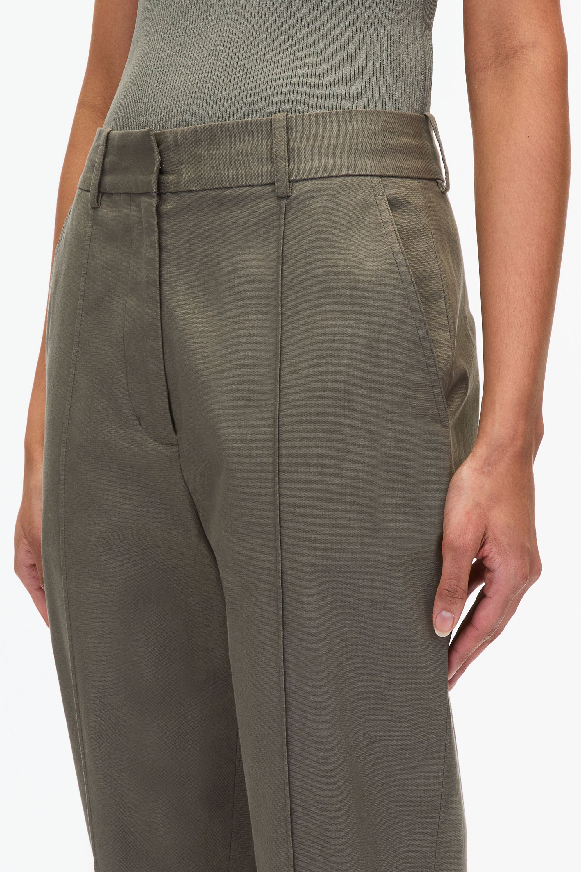 Cropped Carrot Trousers - Image 10