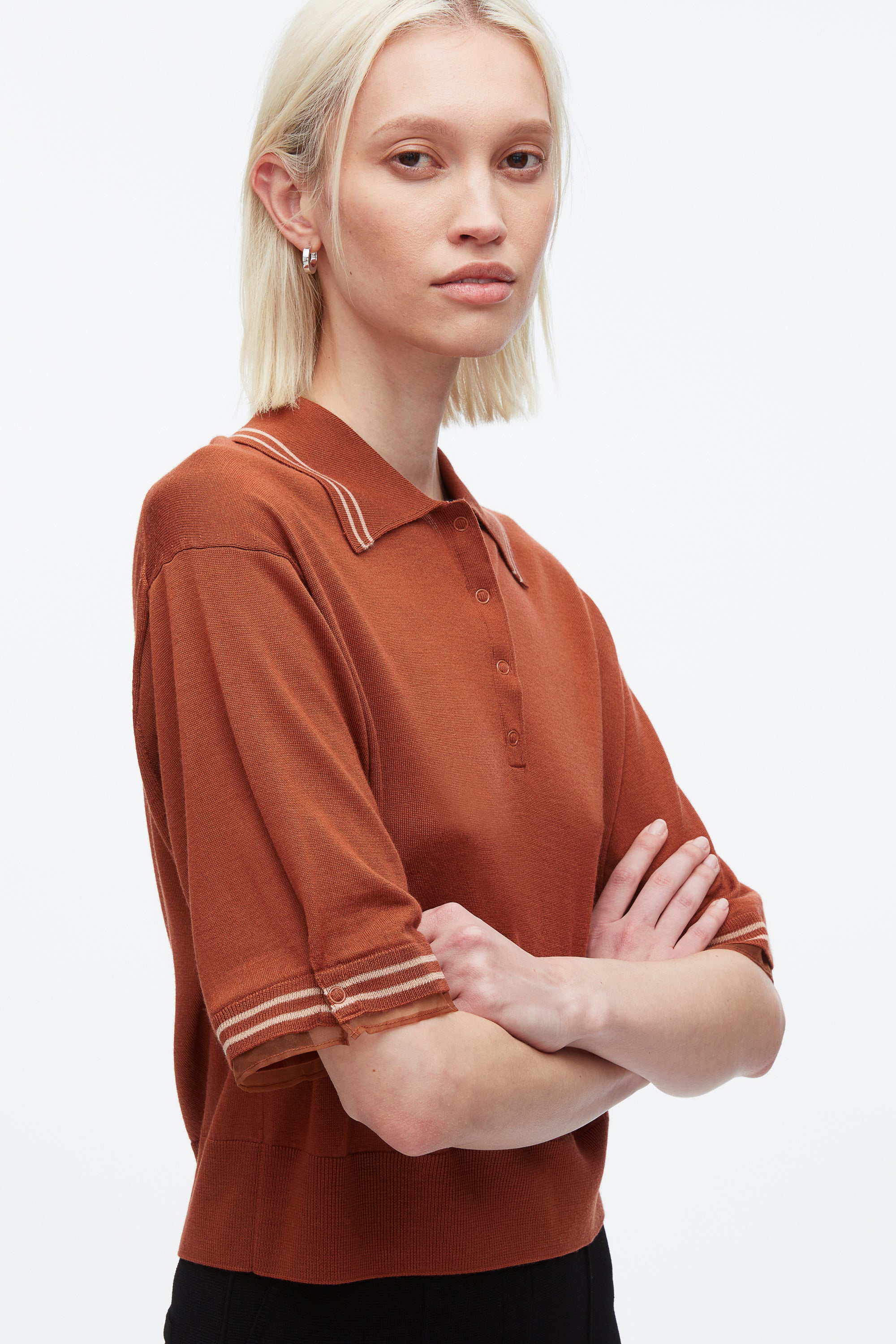 Cropped Polo with Organza - Image 18