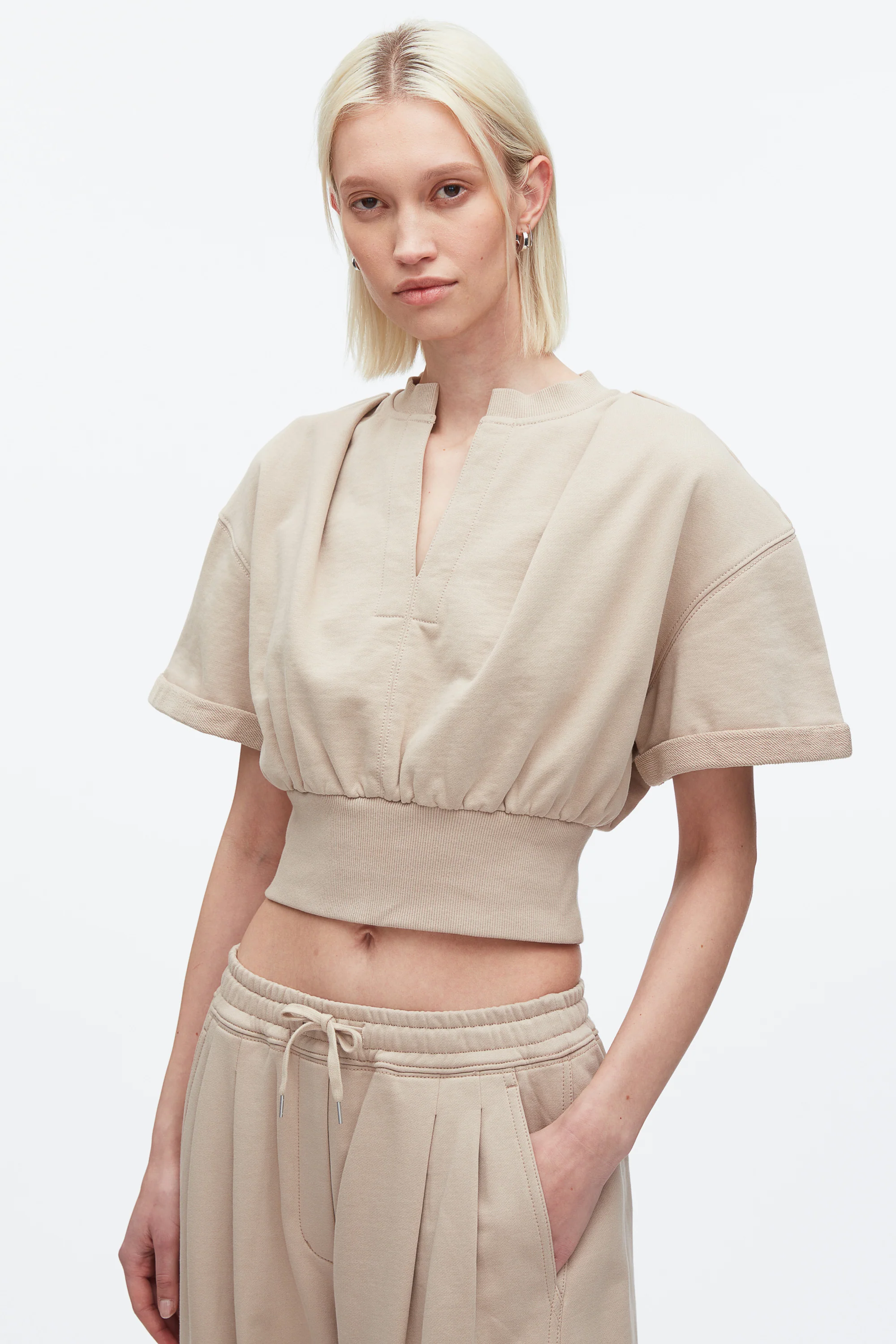 Cropped Sweatshirt - Image 3