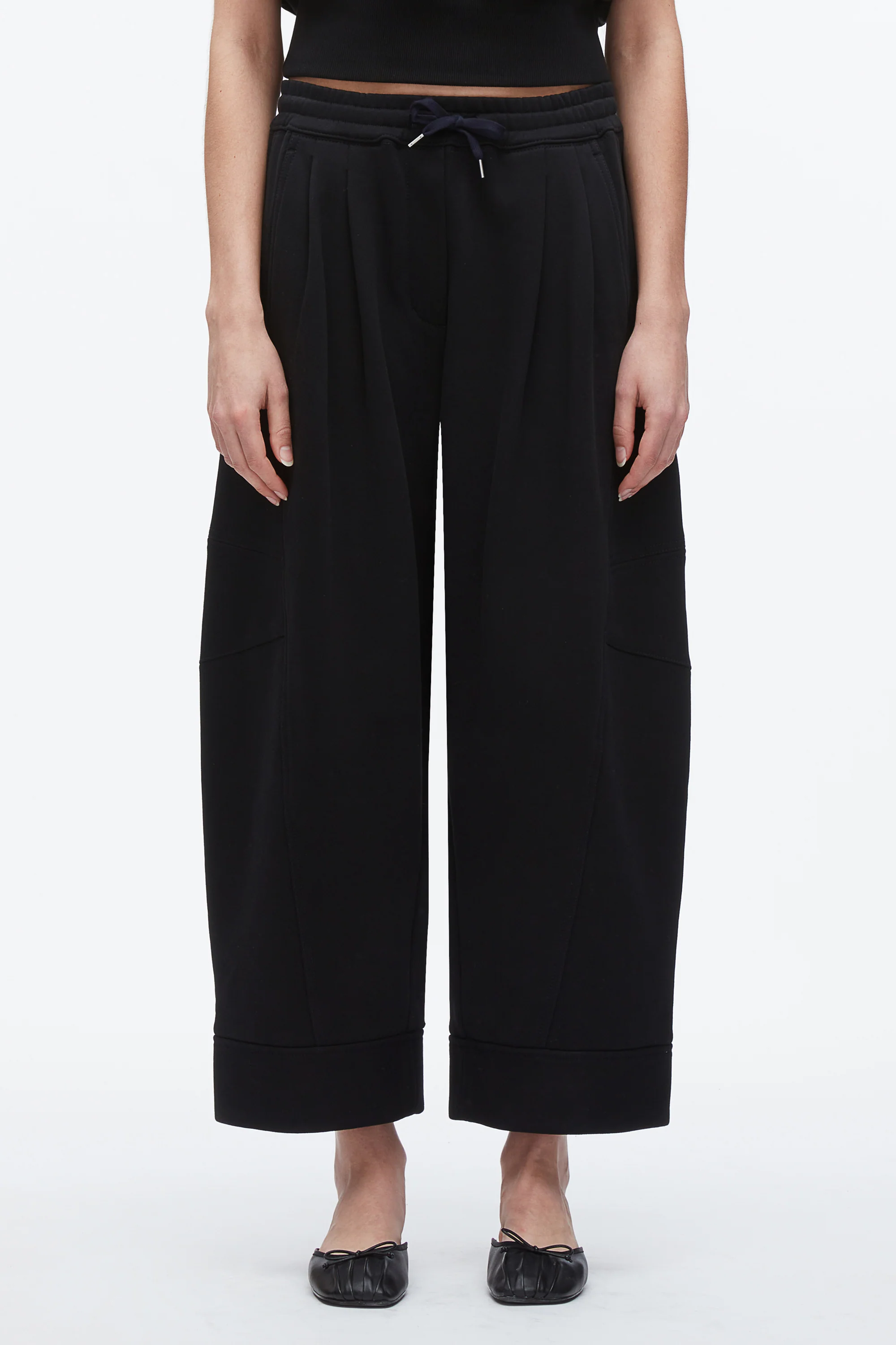 Curved Leg Cropped Sweatpant - Image 9