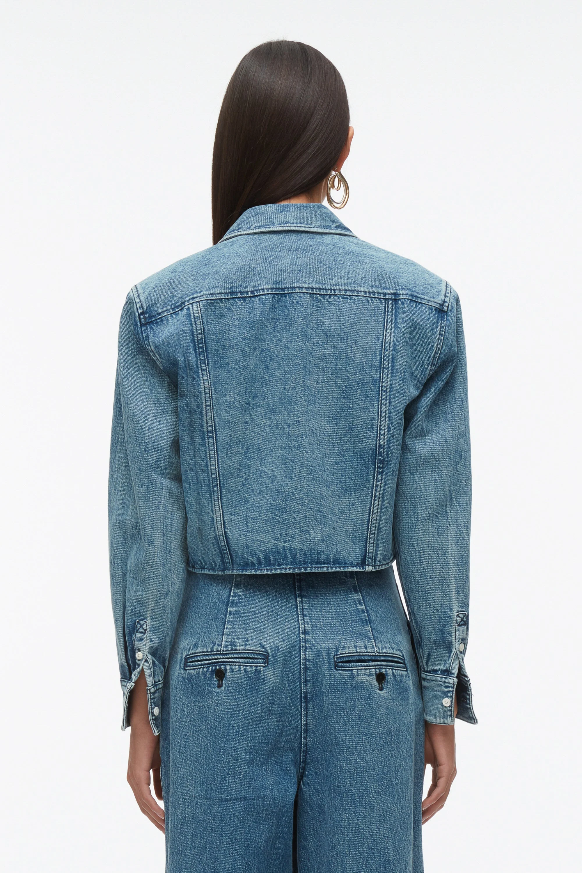 Denim Cropped Shirt with Shoulder Pads - Image 4