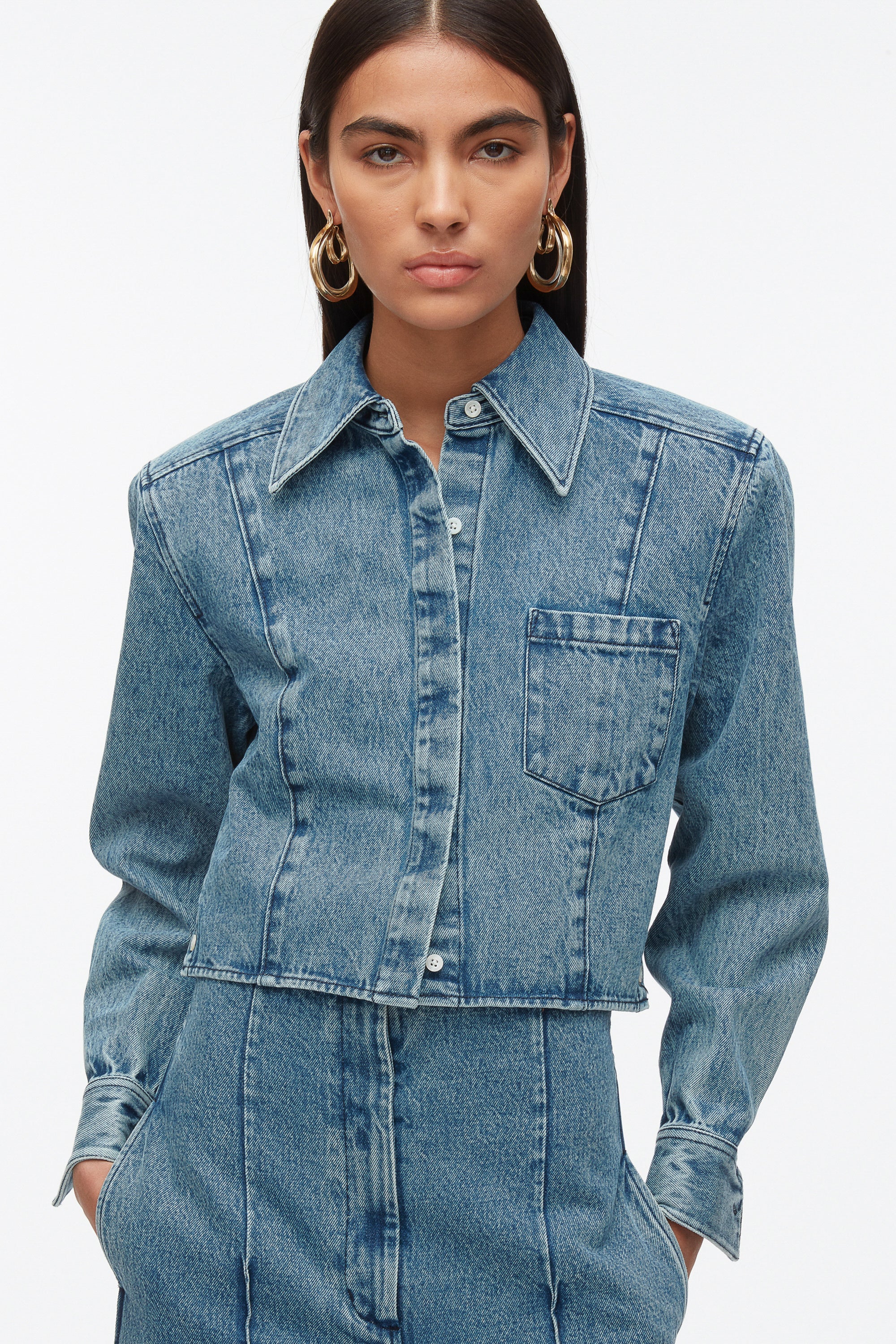 Denim Cropped Shirt with Shoulder Pads - Image 5