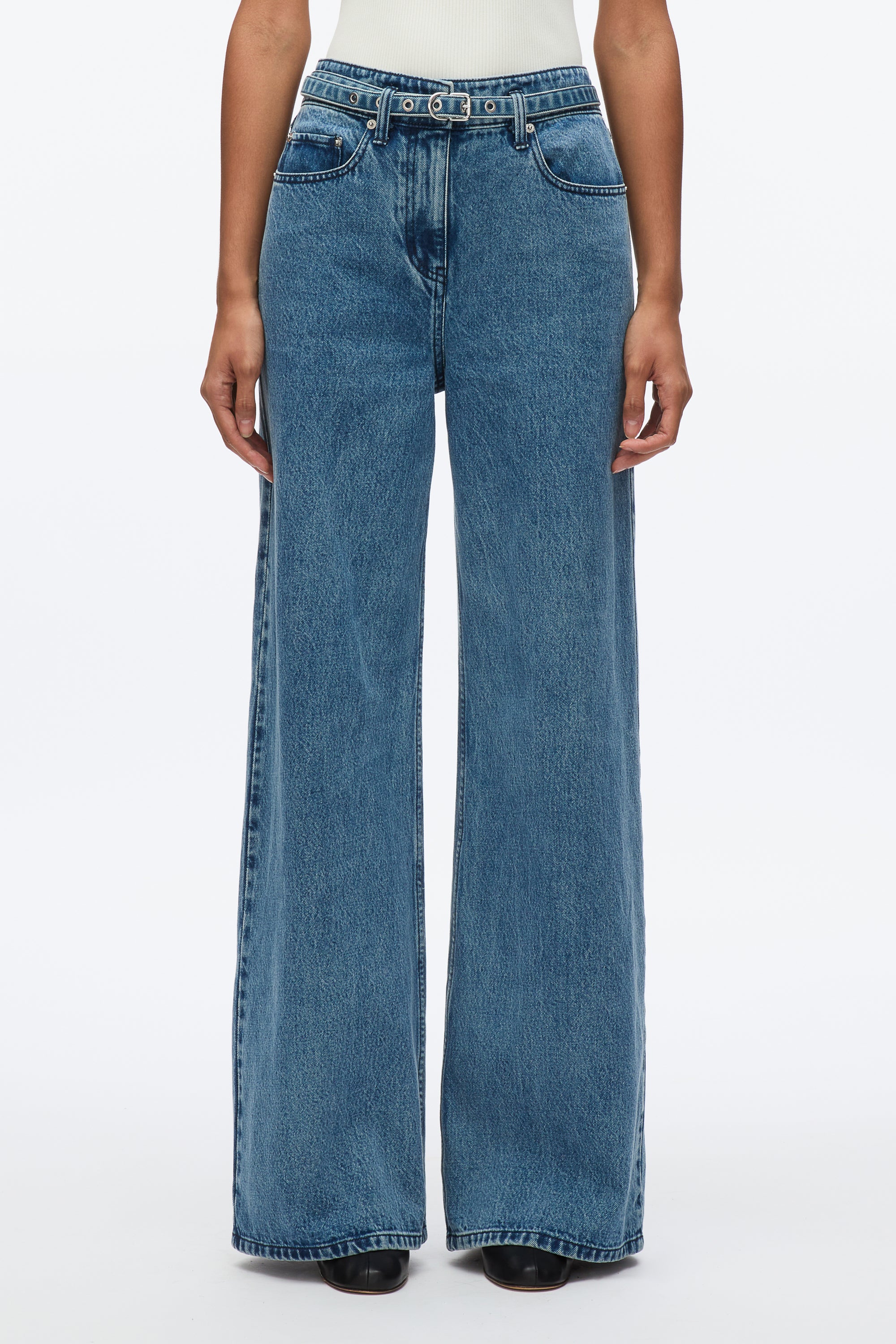 Denim Wide-Leg Belted Jeans - Image 2