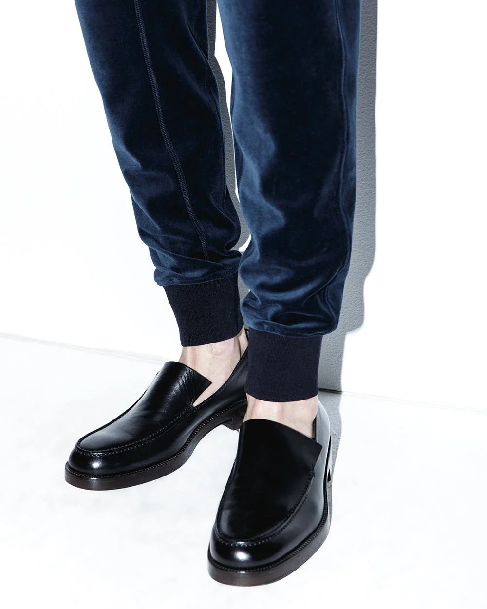 Dropped Rise Tapered Sweatpant - Image 7