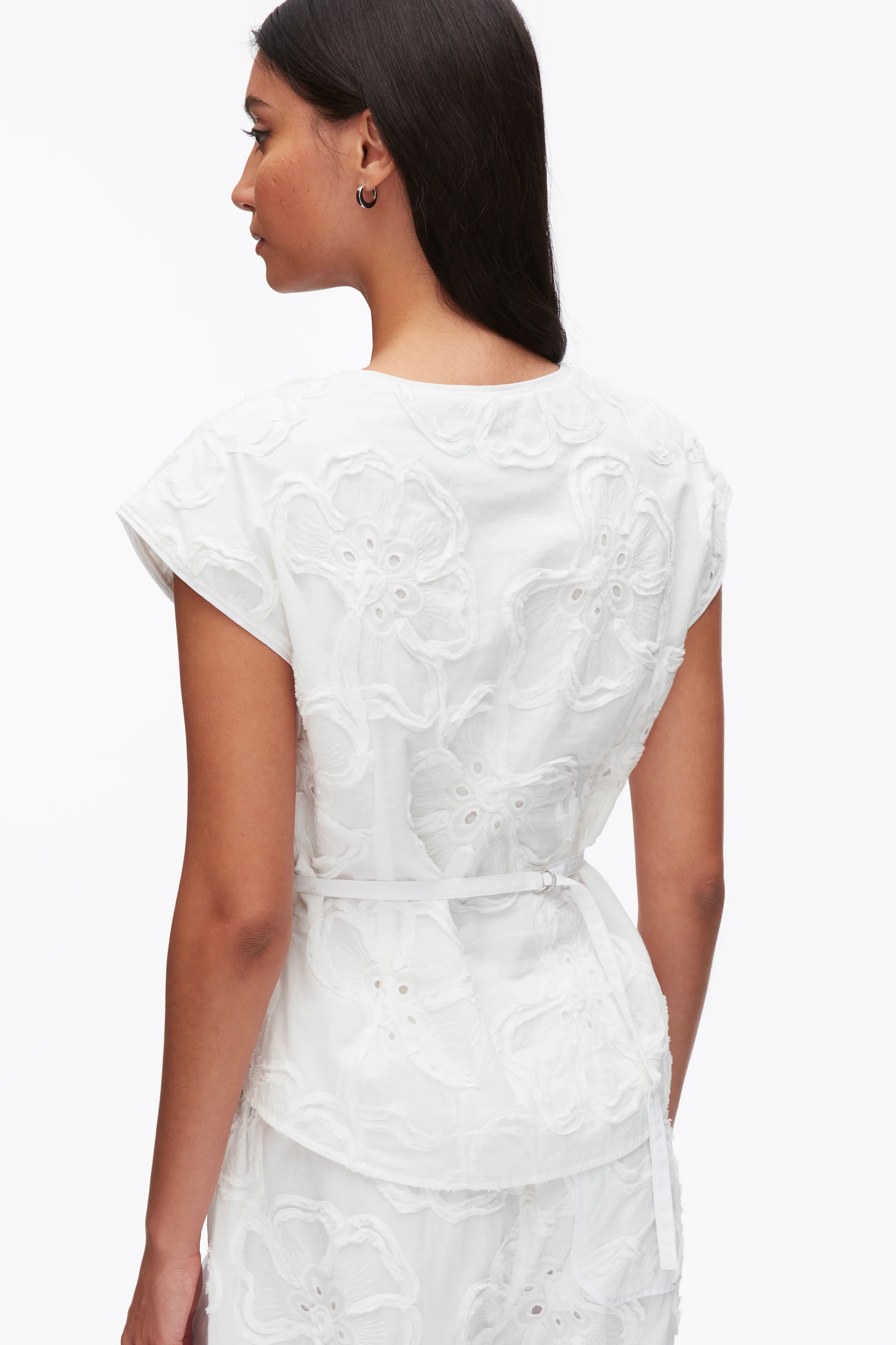 Embroidered Cap Sleeve Top - Image 15