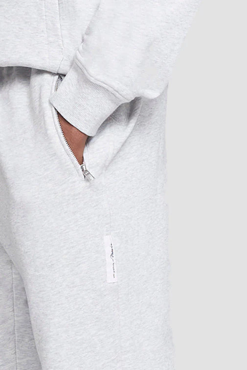 The Everyday Jogger - Image 4