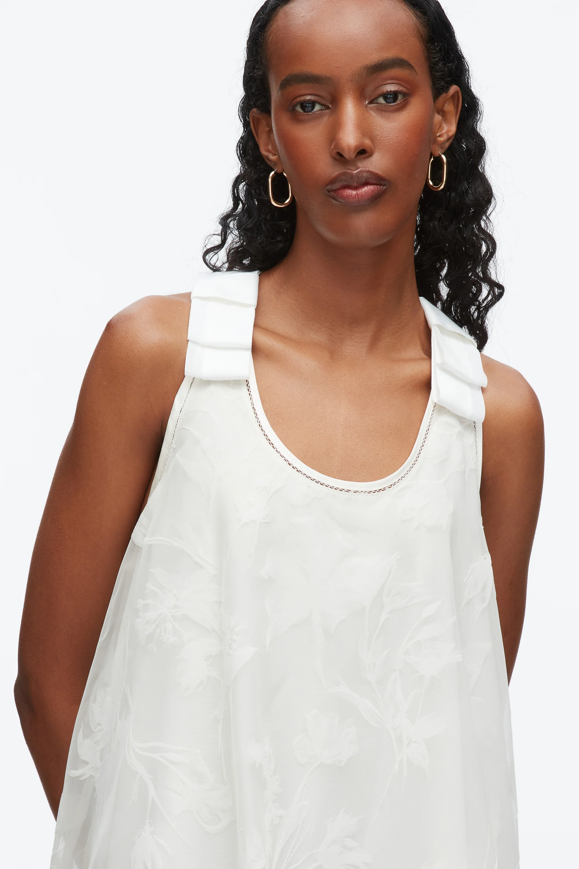 Flocked Organza Trapeze Dress - Image 9