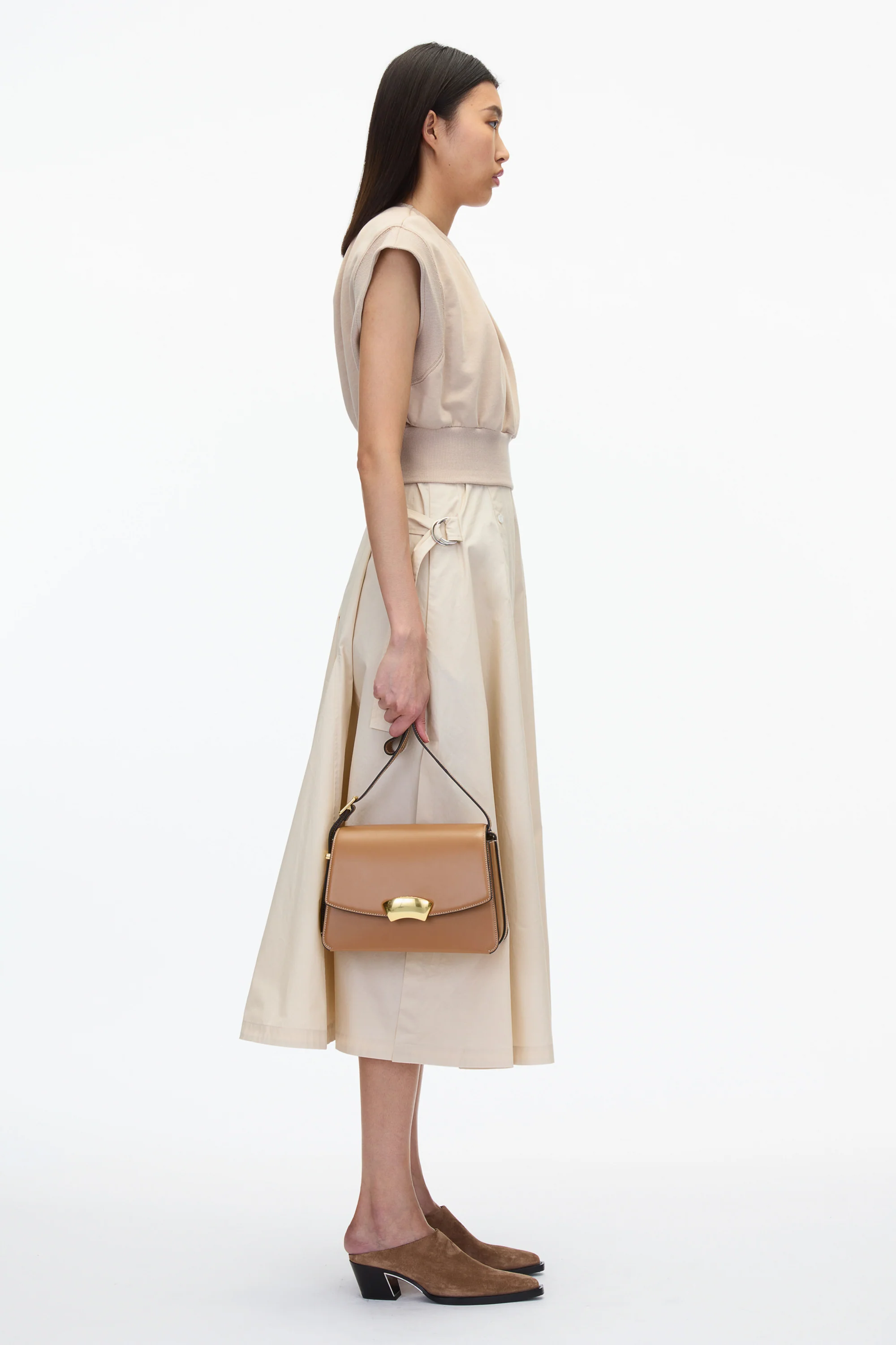 ID Medium Shoulder Bag - Image 2