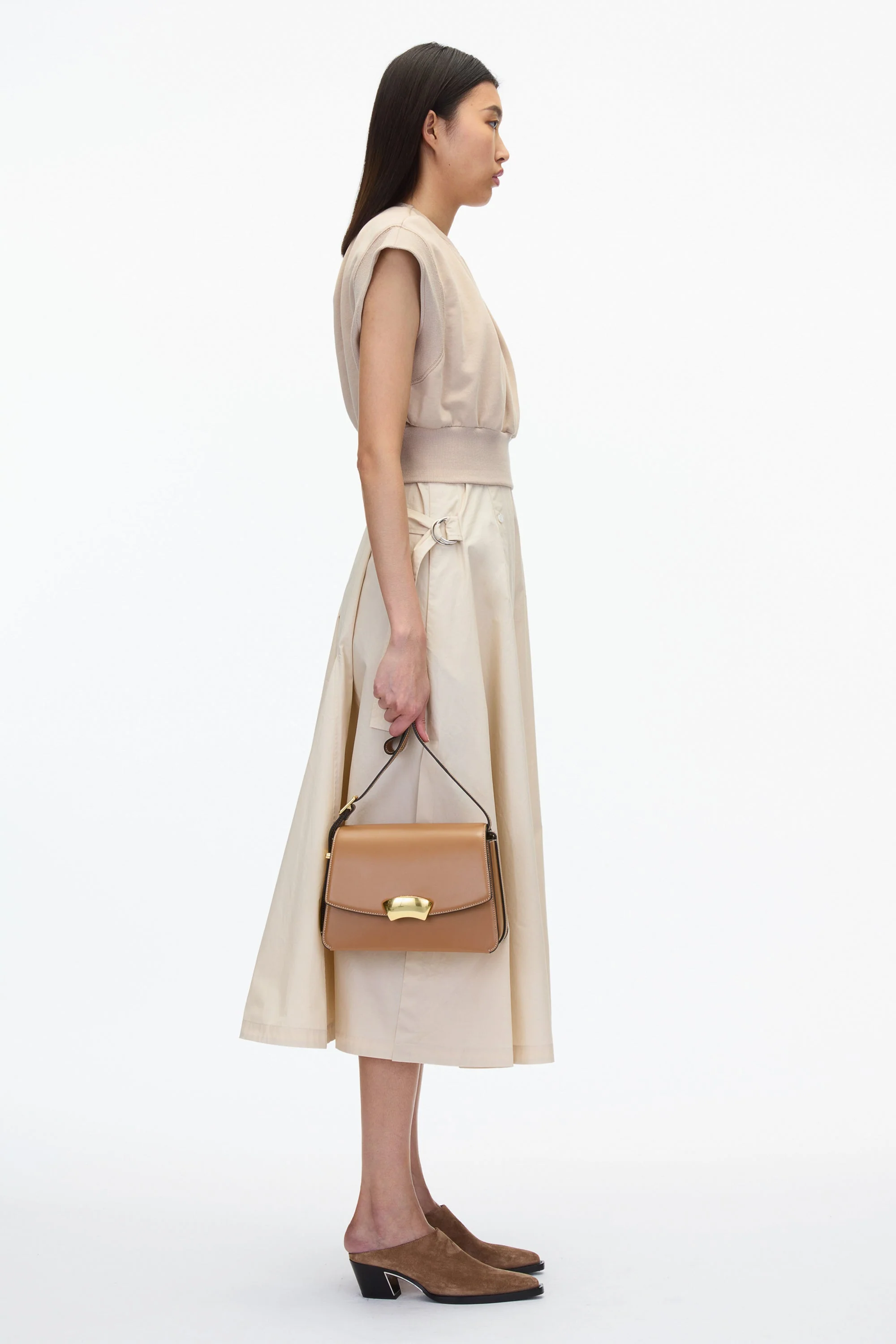ID Medium Shoulder Bag - Image 12
