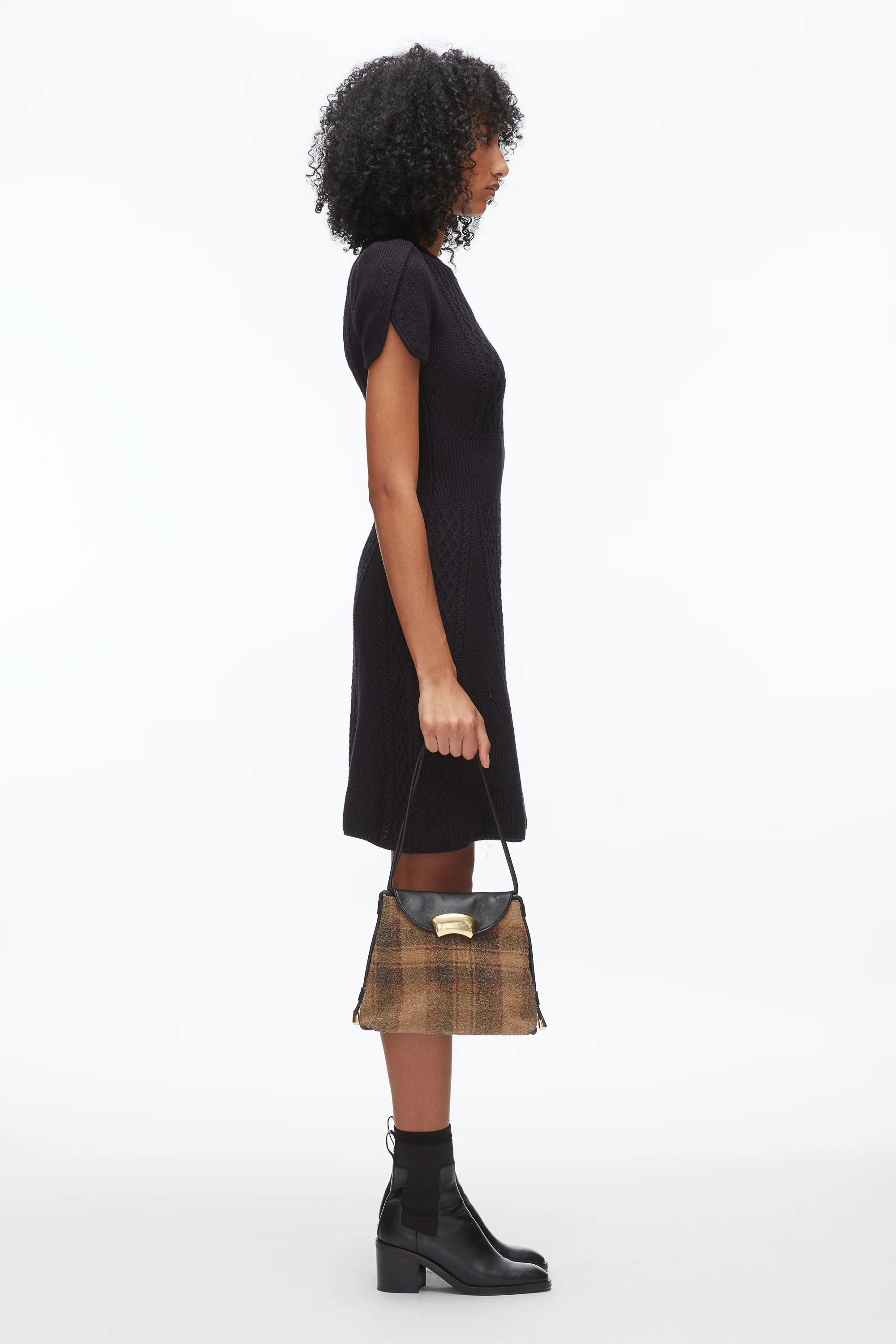 ID Petite Soft Shoulder Bag - Image 6