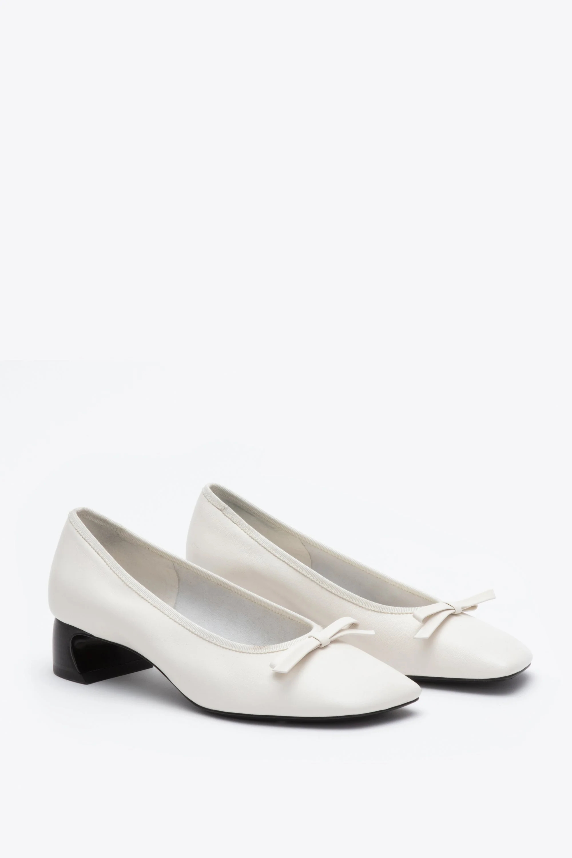 ID Soft Ballerina Pump - Image 2