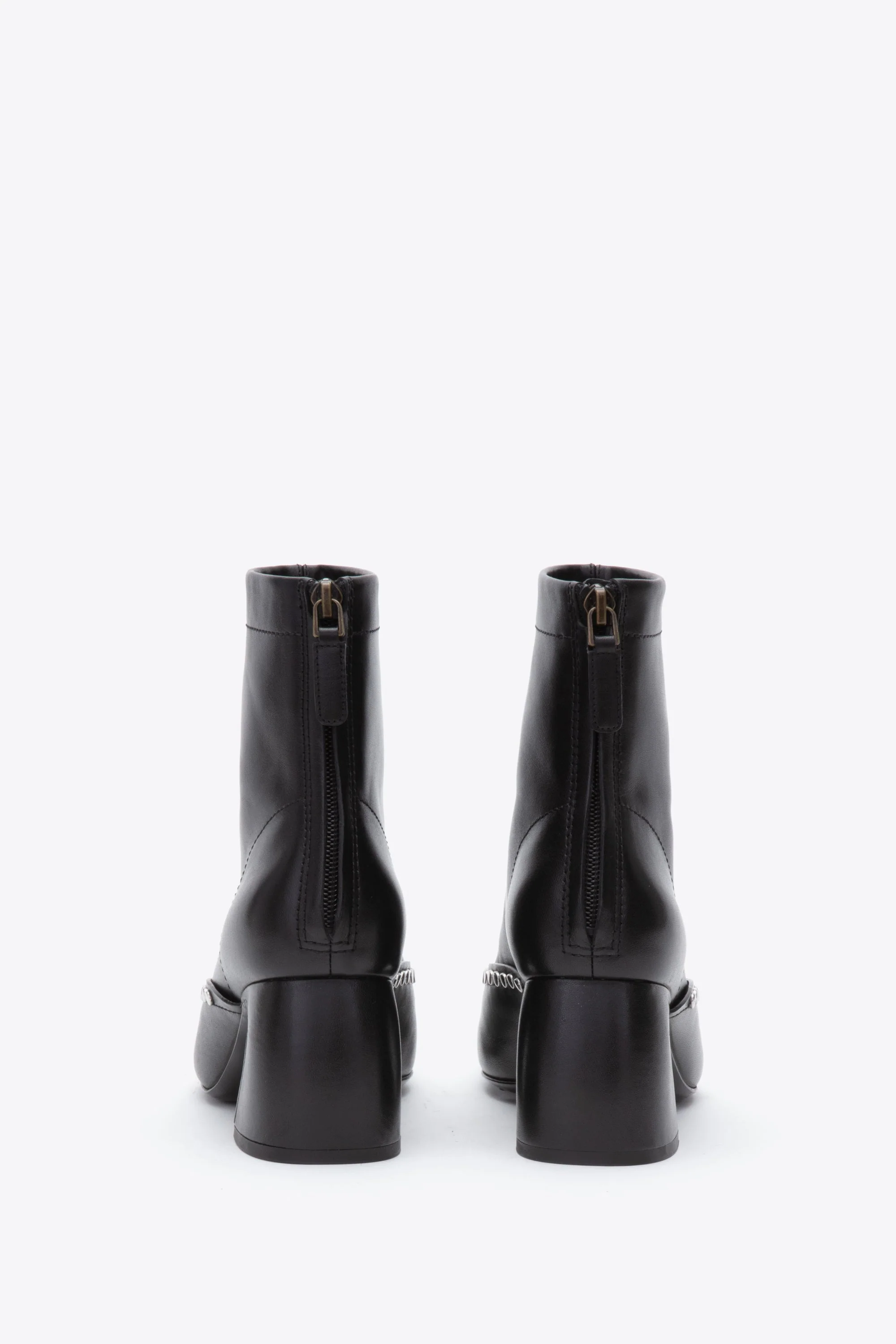 ID Soft Boot with Studs - Image 3