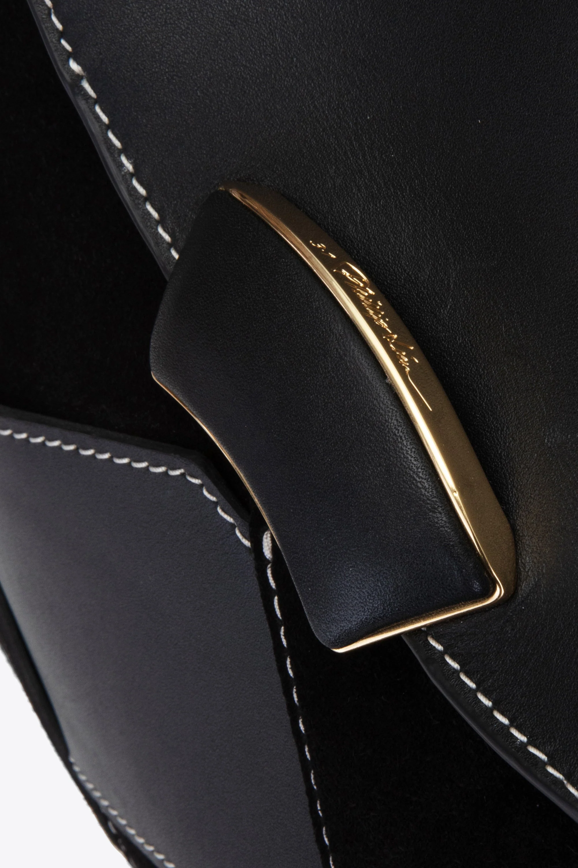 ID Woven Soft Shoulder Bag - Image 4