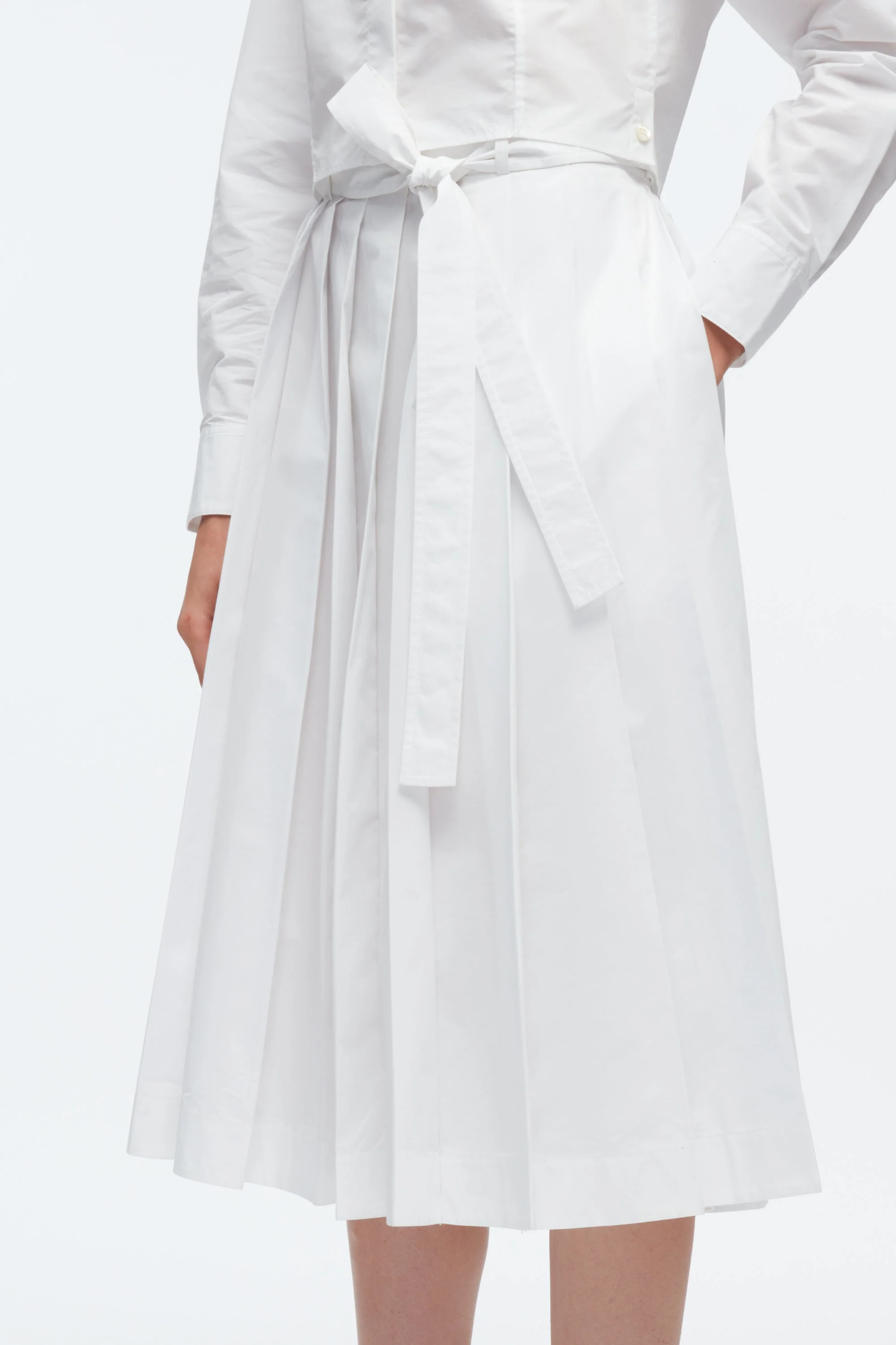 Knife Pleat Belted Skirt - Image 17