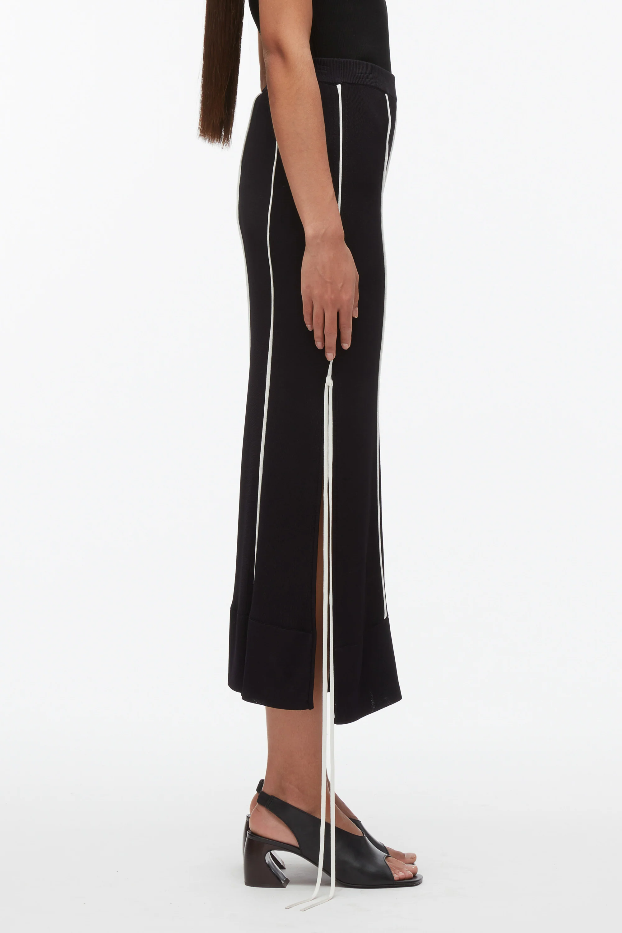 Knit Midi Skirt with Piping - Image 3