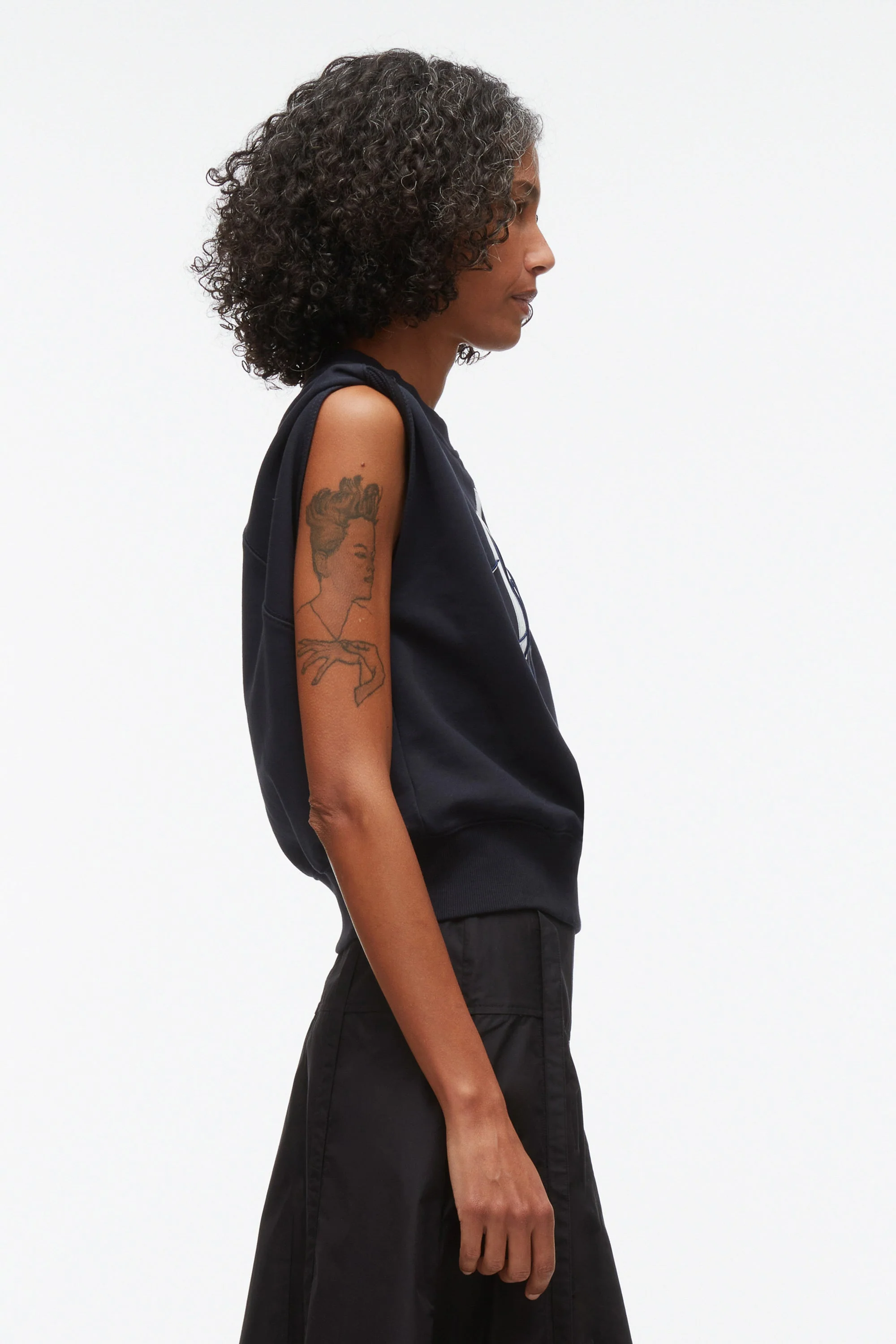 NY Lover Sleeveless Cropped Sweatshirt - Image 3