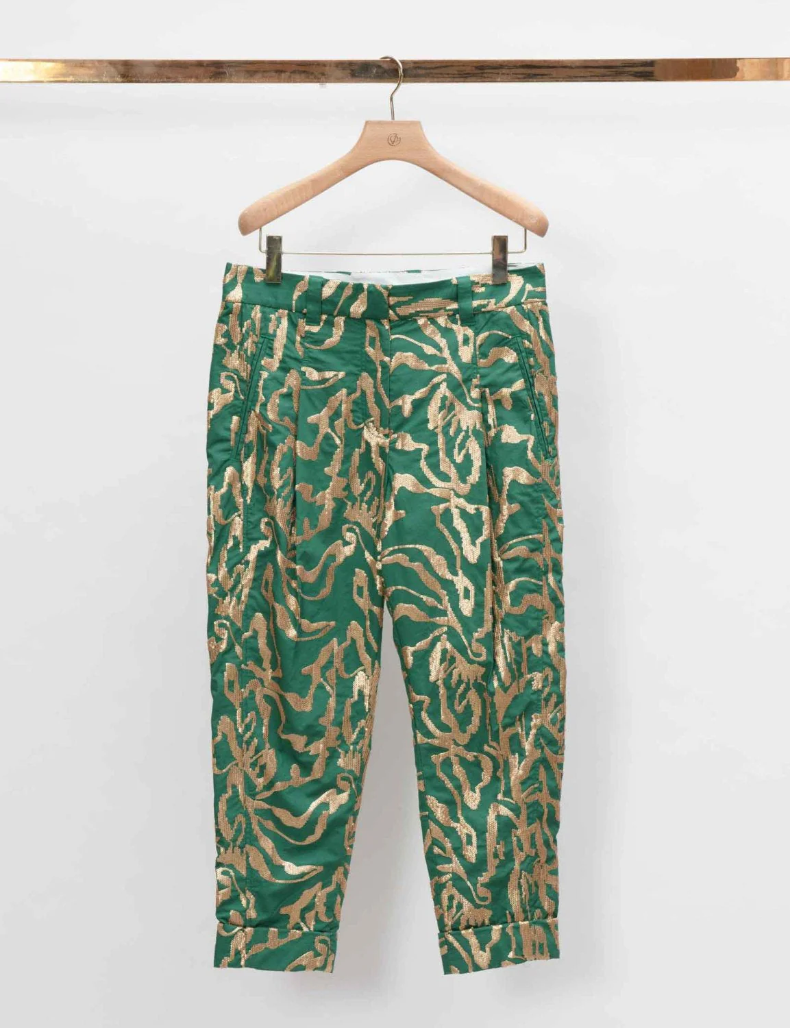 Pleat Front Tapered Cuffed Pants