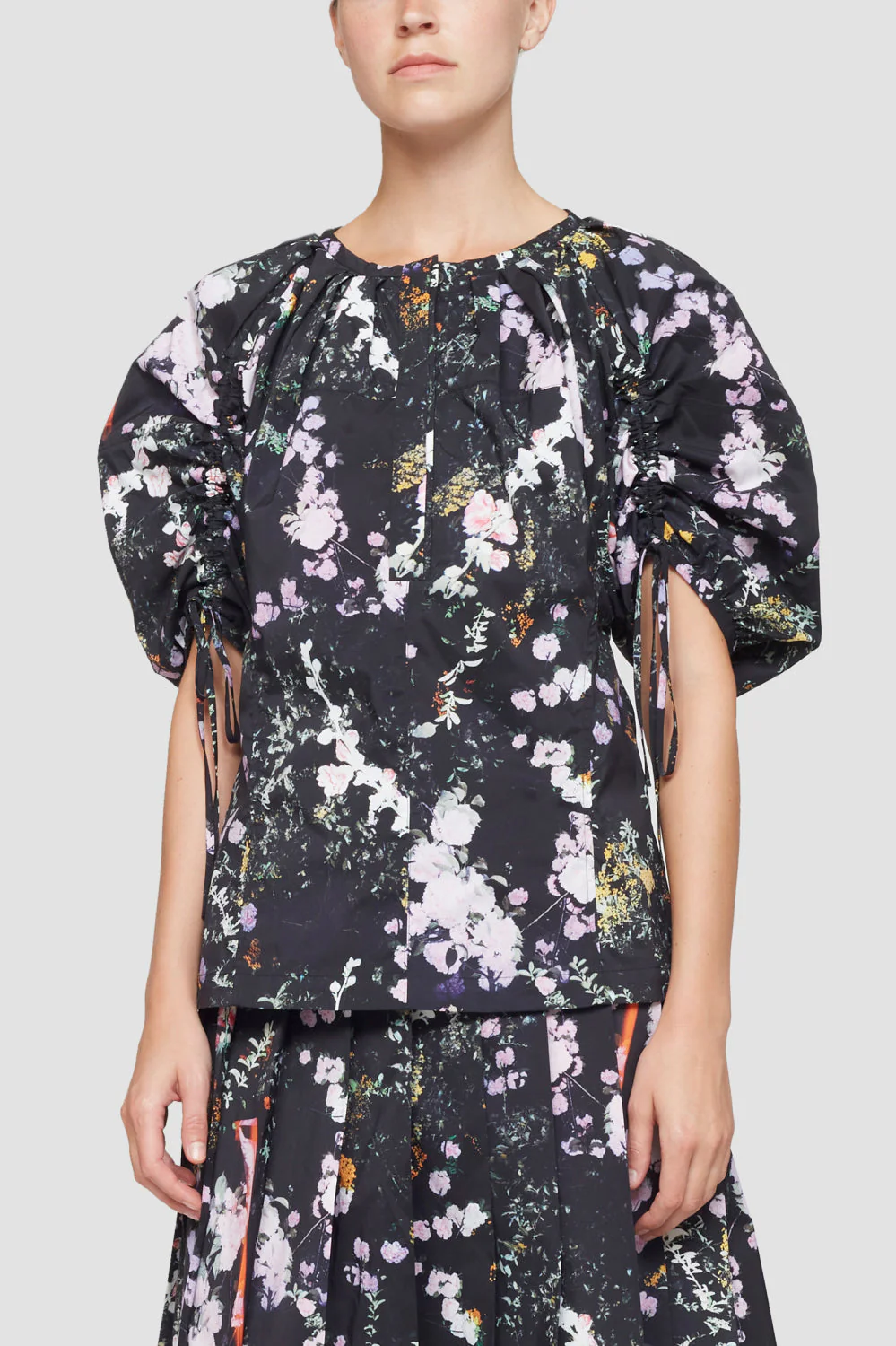 Puffed Sleeve Floral Blouse W Shi - Image 2