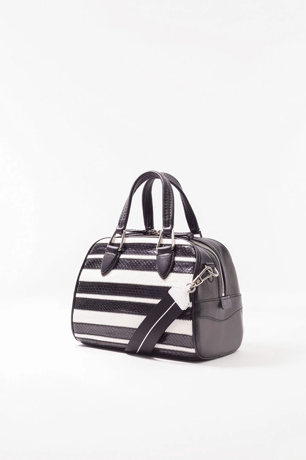 Ray Small Flight Bag - Image 3