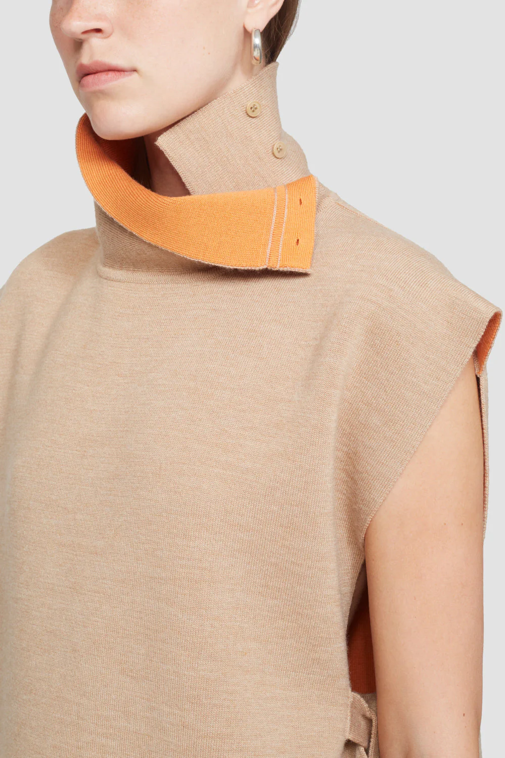Sleeveless Double Face Wool Top - Image 8