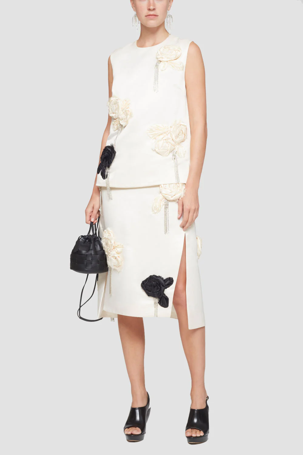 Sl Satin Top W Floral Emb