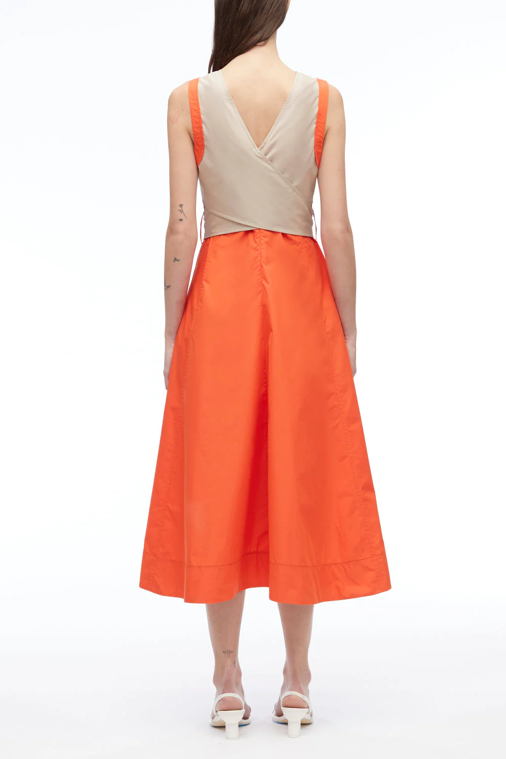V-Neck Belted Poplin Midi Dress - Image 20
