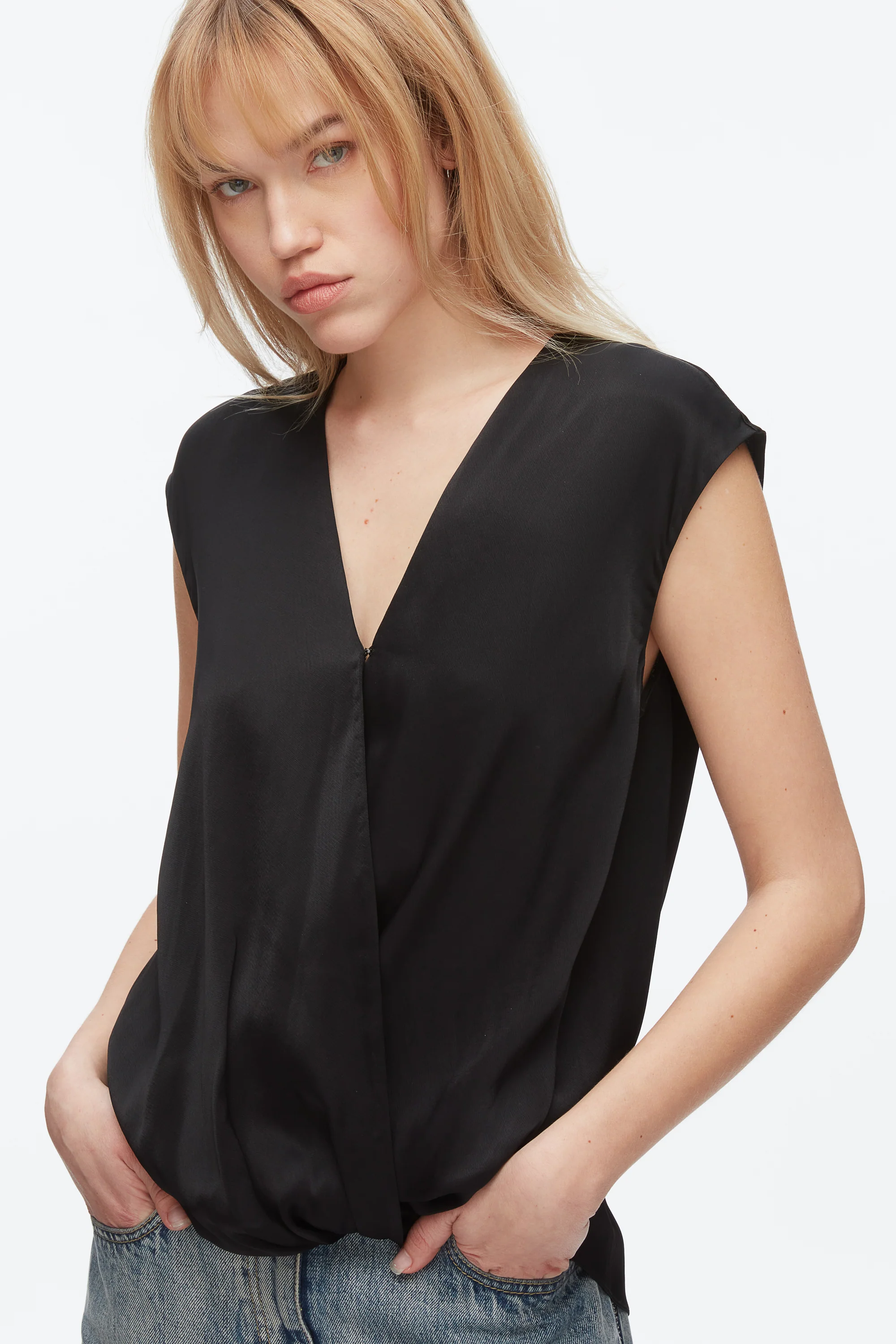 Soft Drape Sleeveless Blouse - Image 12