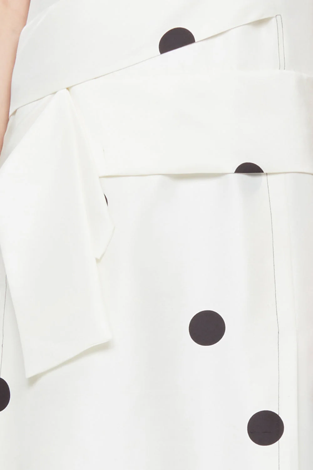 Ss Dot Print Cross Strapped Dr - Image 2