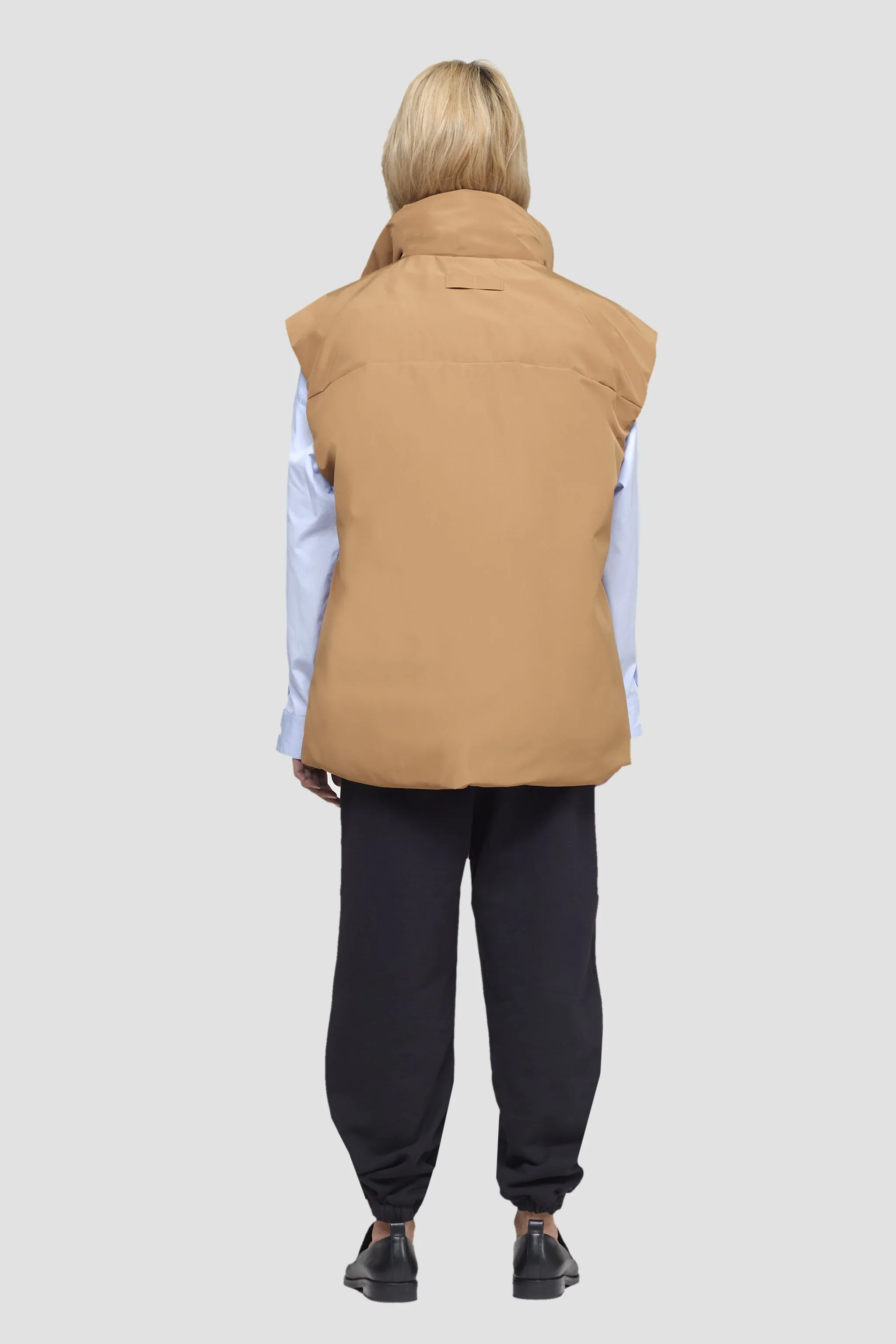 Unisex Journey Puffer Vest - Image 4
