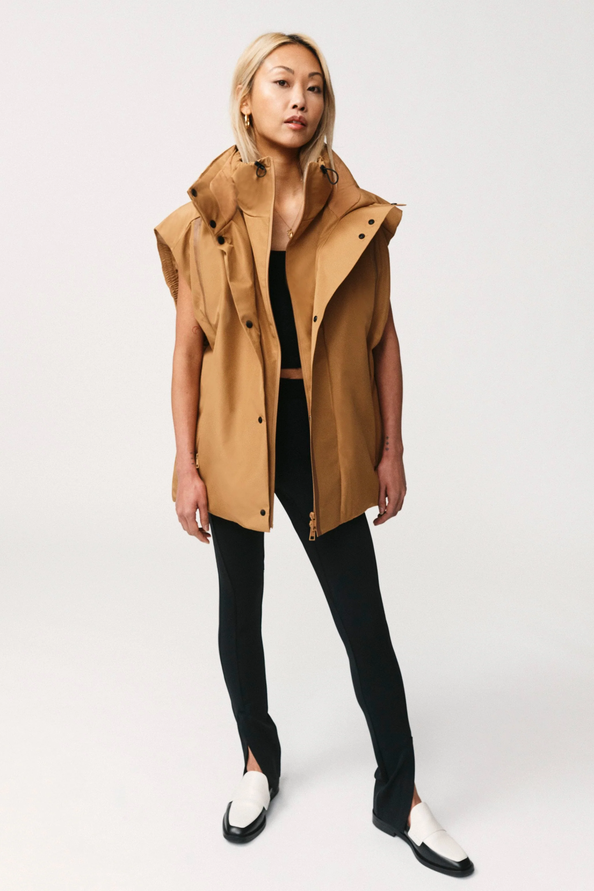 Unisex Journey Puffer Vest - Image 5