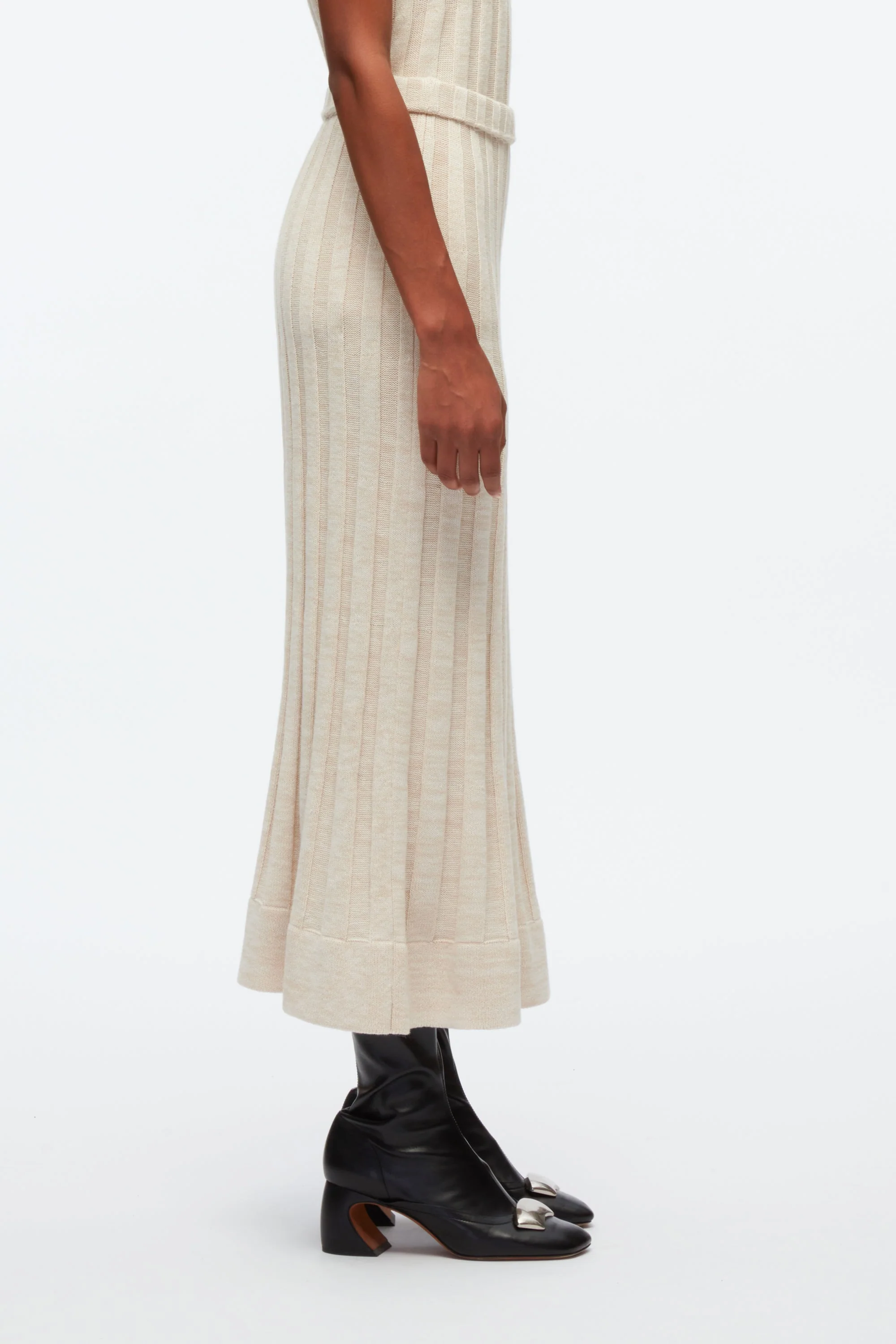 Travelling Rib Midi Skirt - Image 3