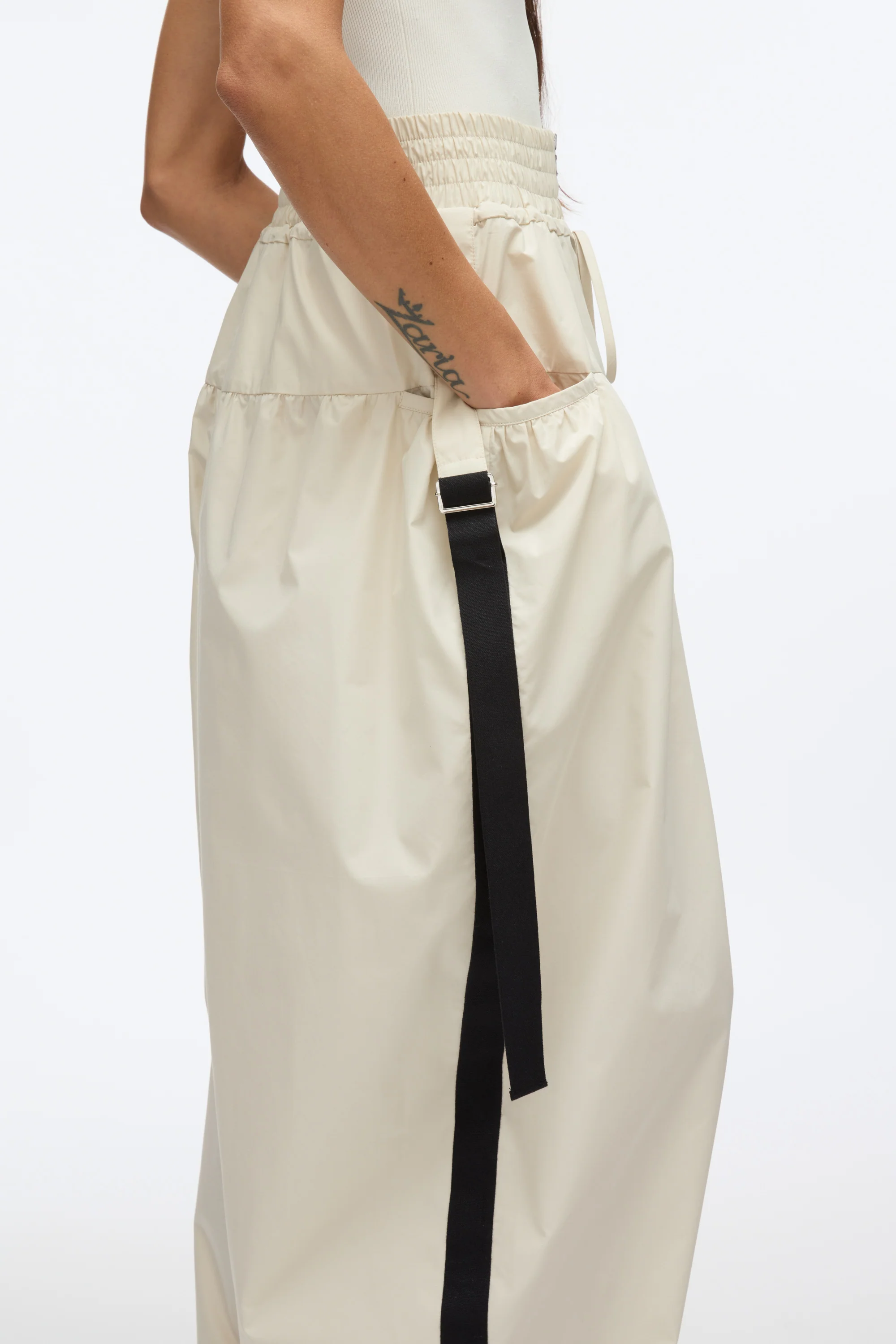 Wide Leg Pleated Pocket Pant - Image 6